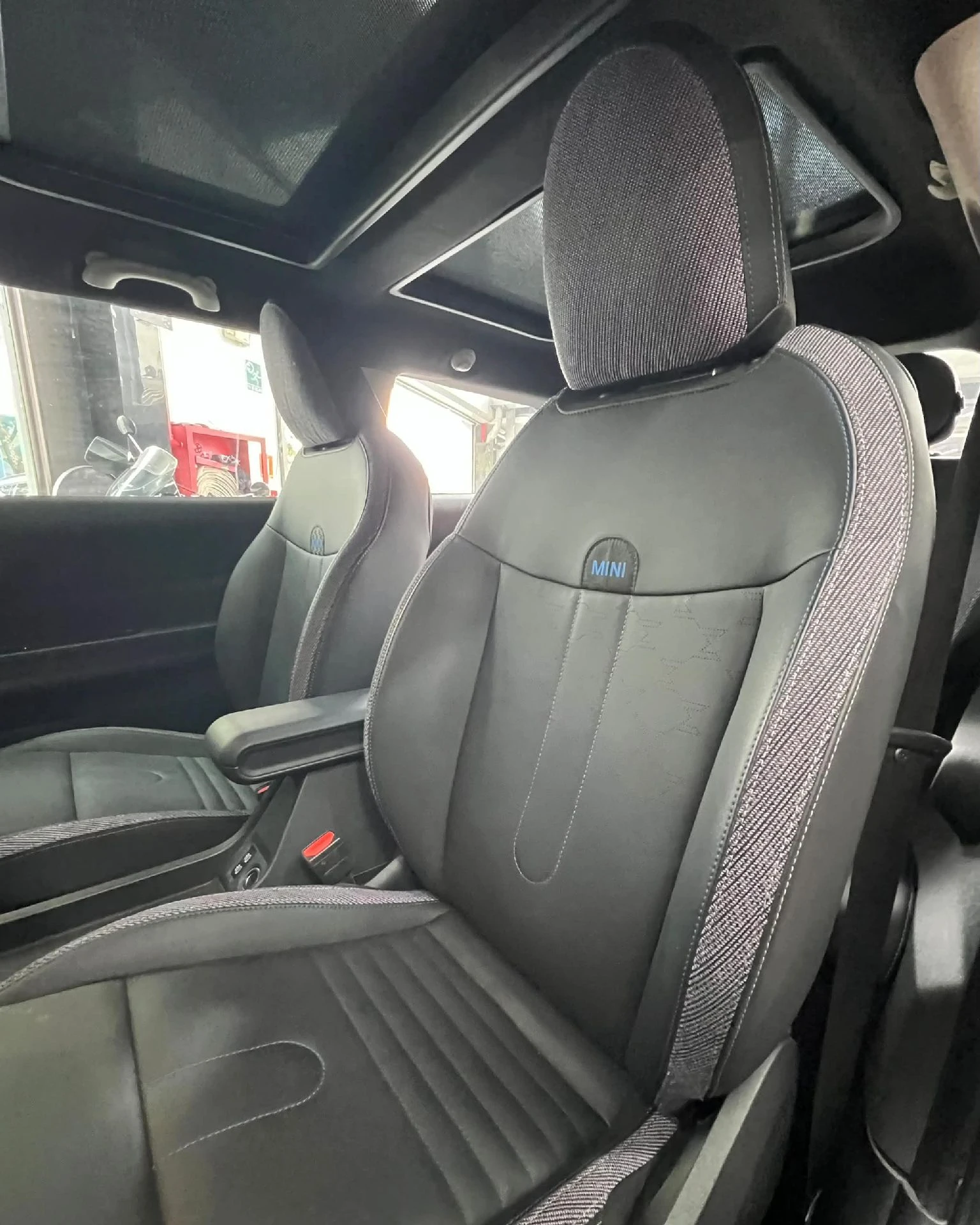 2025 MINI Cooper 2.0 — foto 11