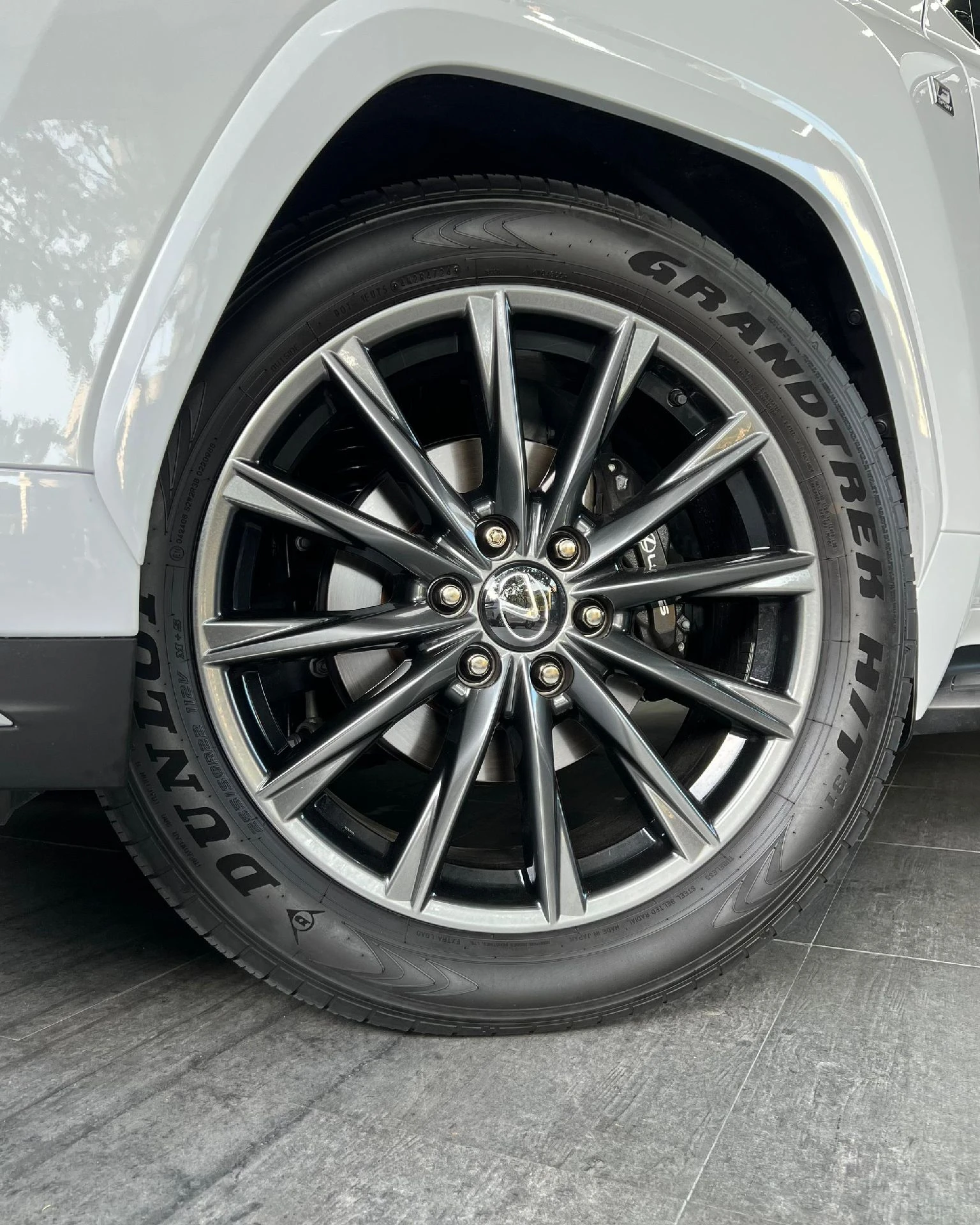 2025 Lexus LX 600 F Sport — foto 6