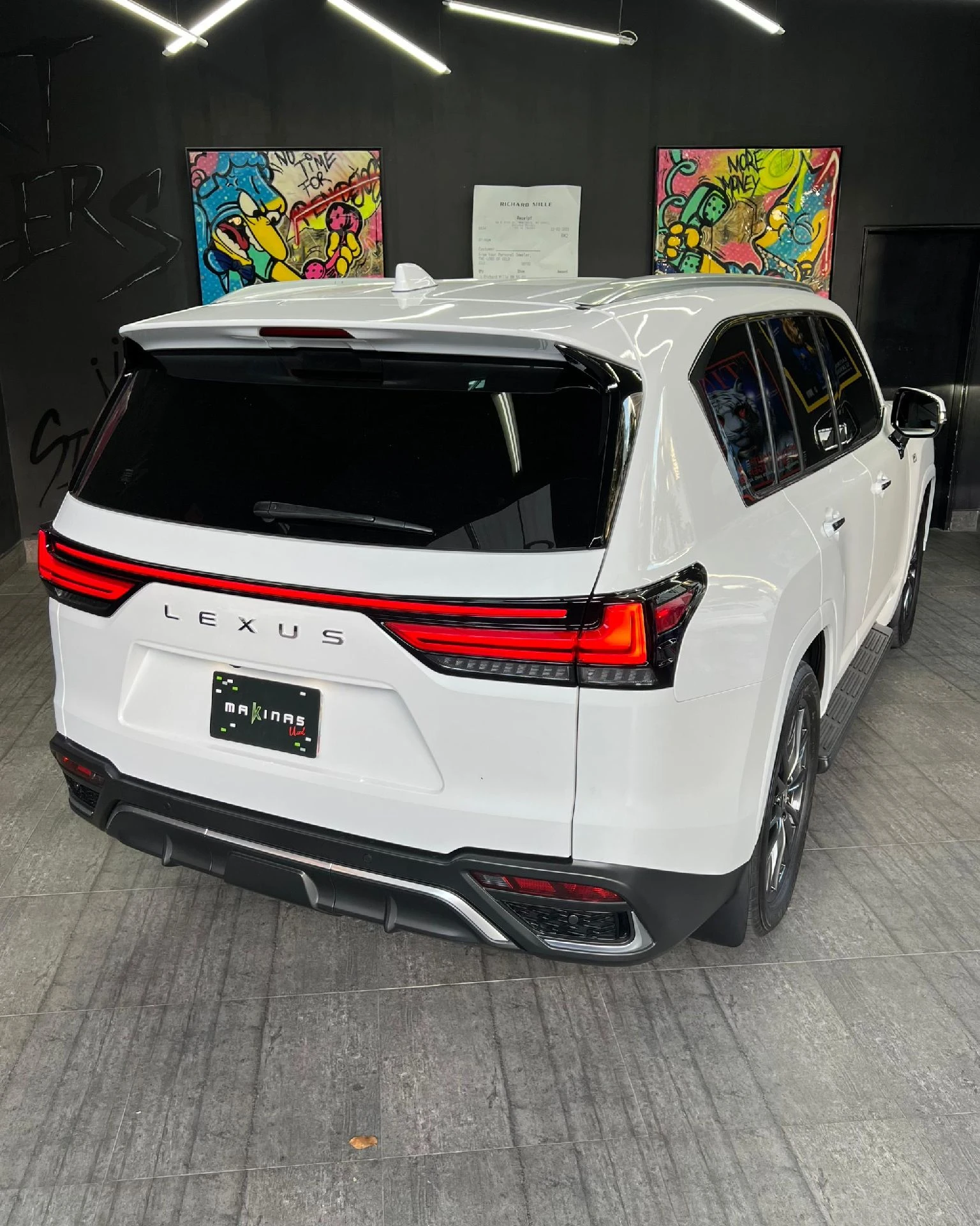 2025 Lexus LX 600 F Sport — foto 20