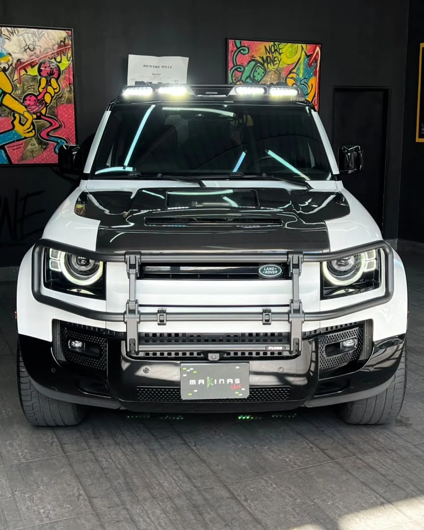2022 Land Rover Defender P-400 SE Plump Edition — foto 4