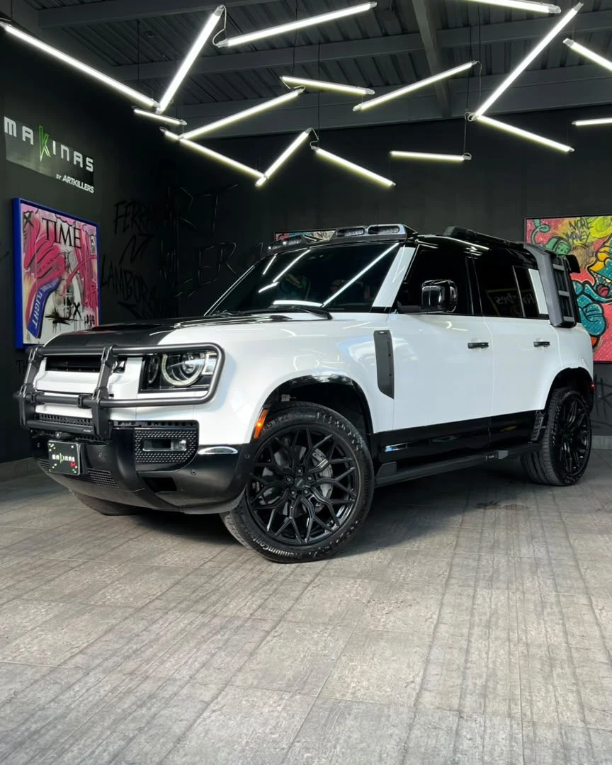 2022 Land Rover Defender P-400 SE Plump Edition — foto 5