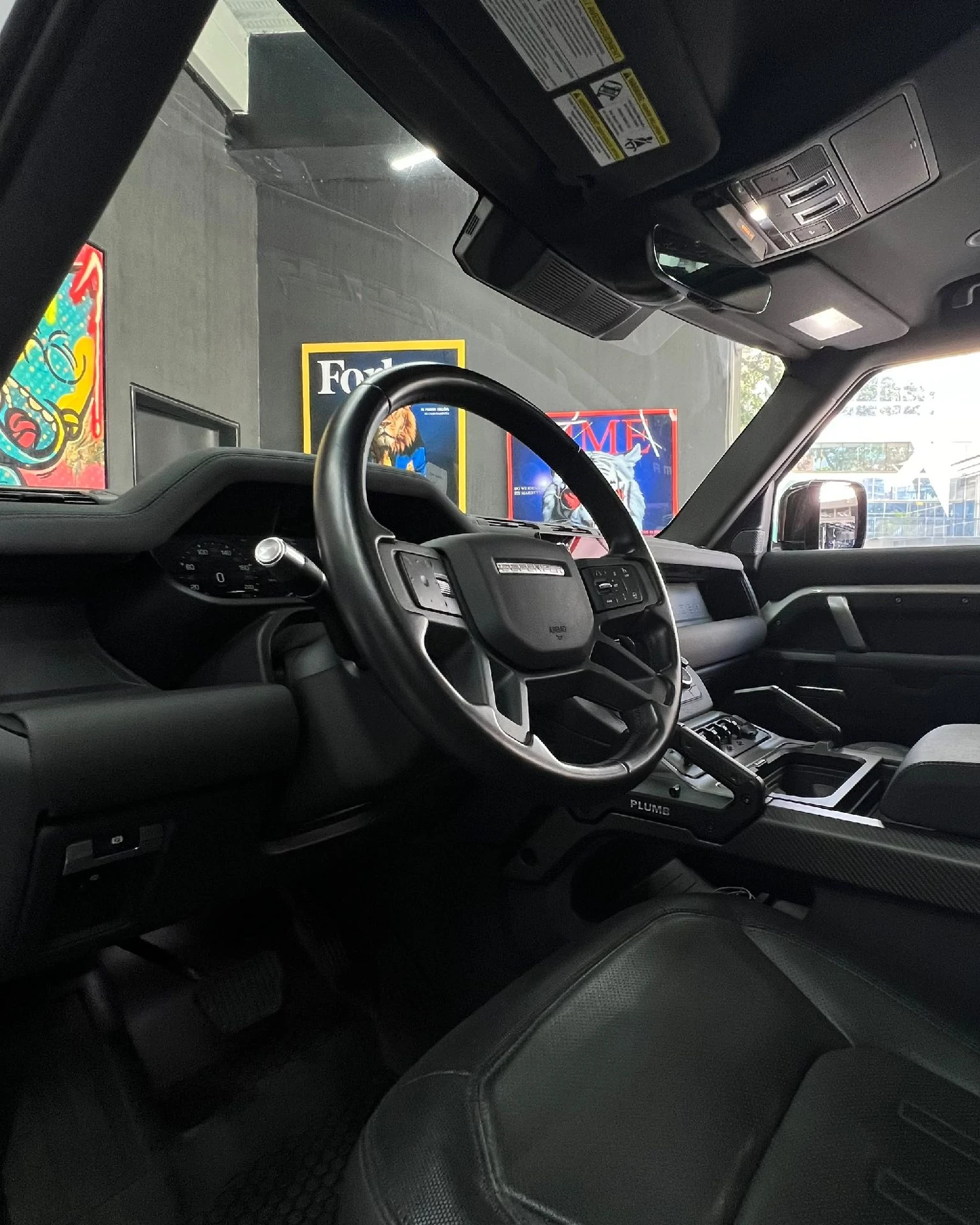 2022 Land Rover Defender P-400 SE Plump Edition — foto 11
