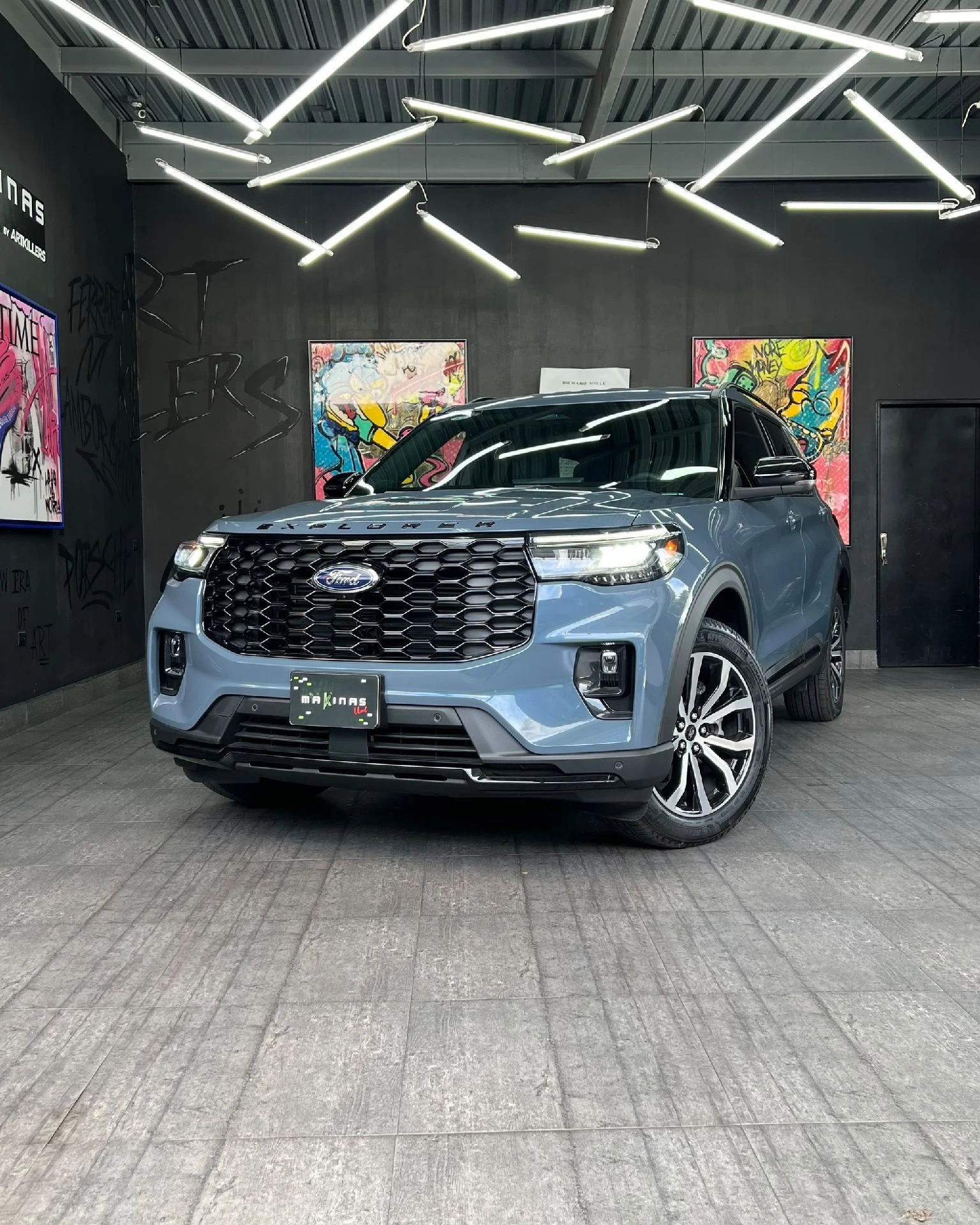 2025 Ford Explorer ST LINE — foto 2