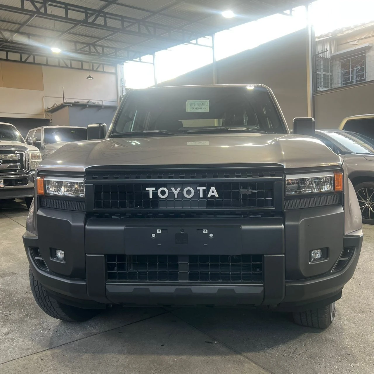 2025 Toyota Land Cruiser Prado — foto 3