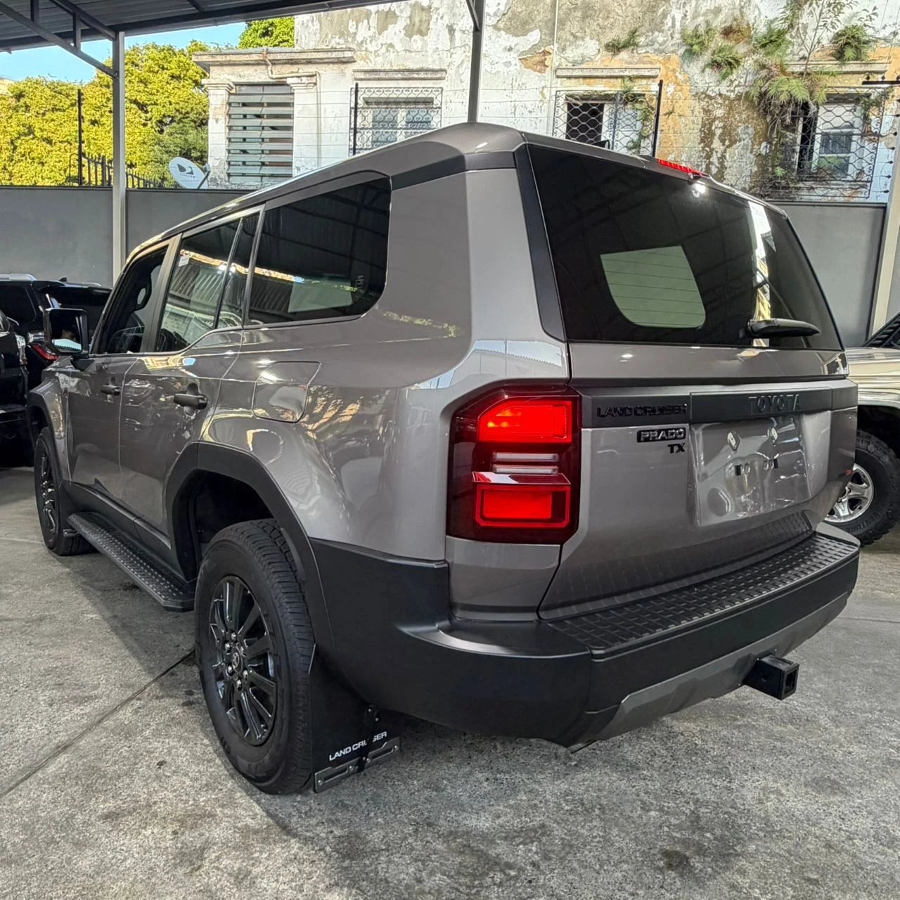2025 Toyota Land Cruiser Prado — foto 4