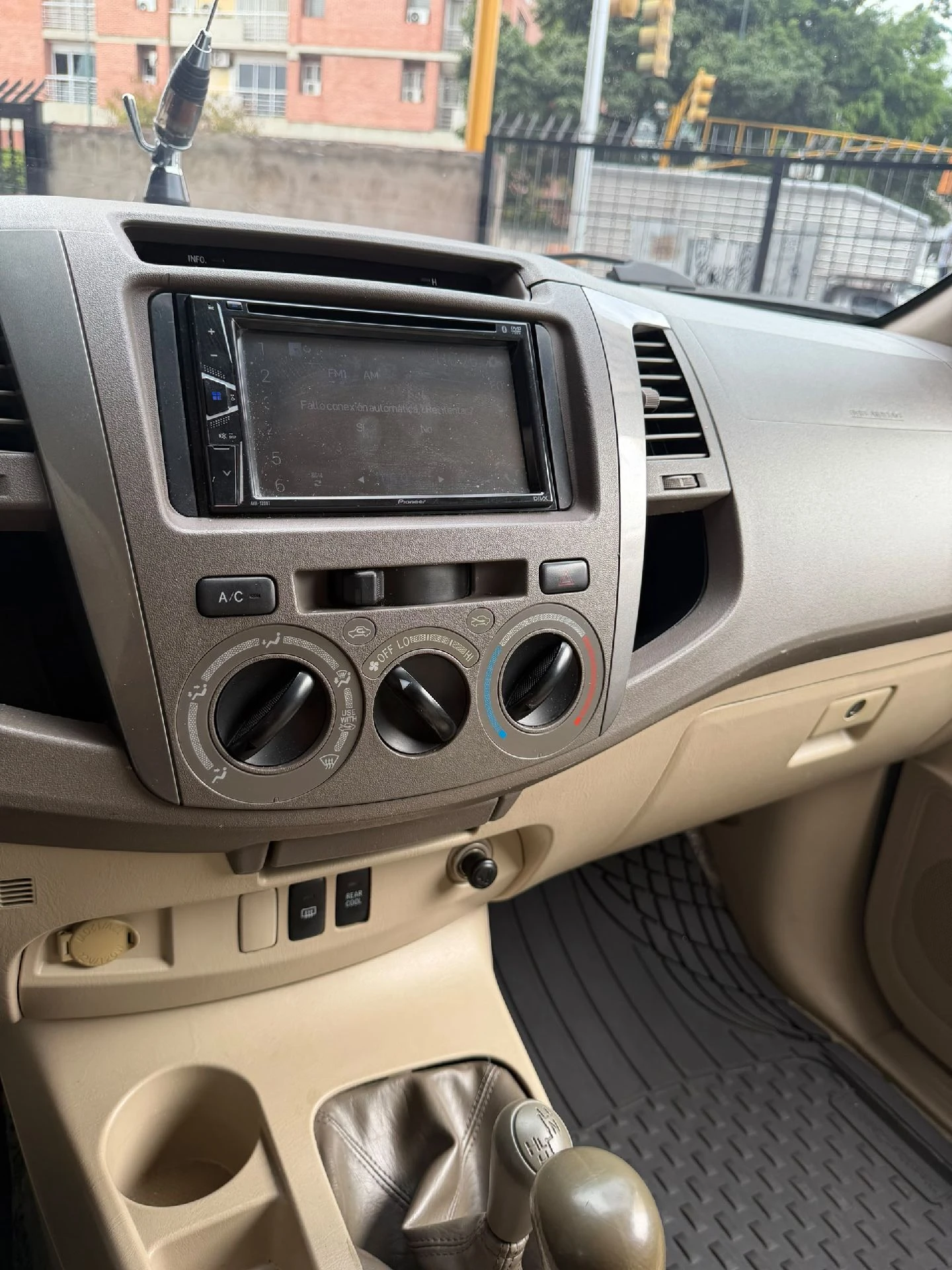 2008 Toyota Fortuner — foto 4