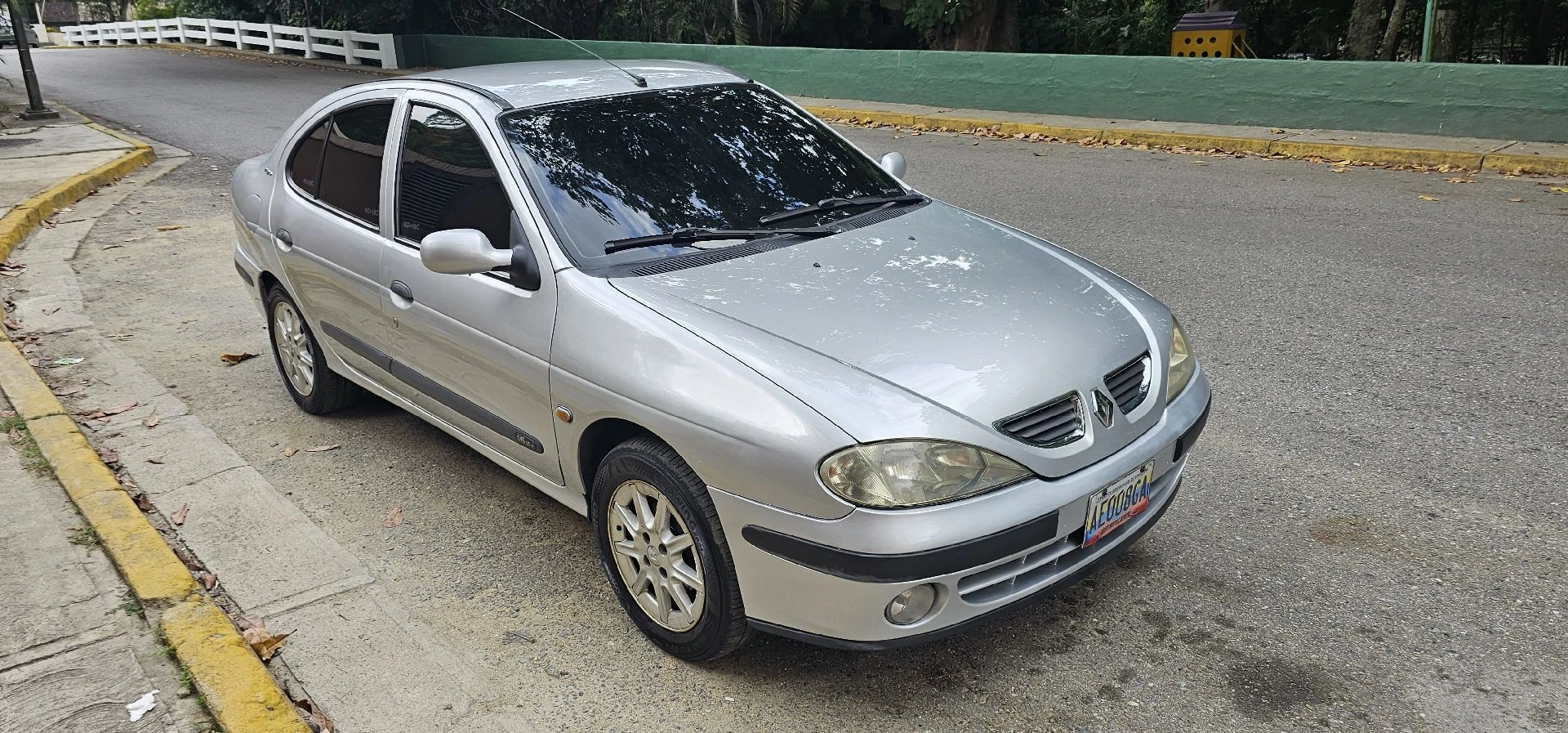 2002 Renault Megane 2 1.6 — foto 2