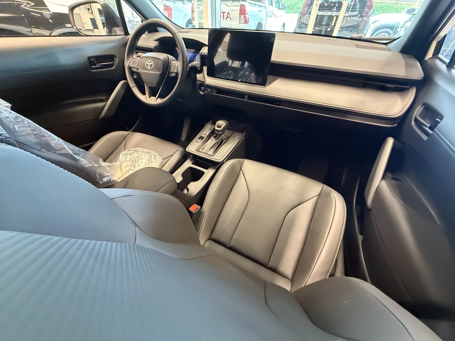 2026 Toyota Corolla Cross Élite — foto 9
