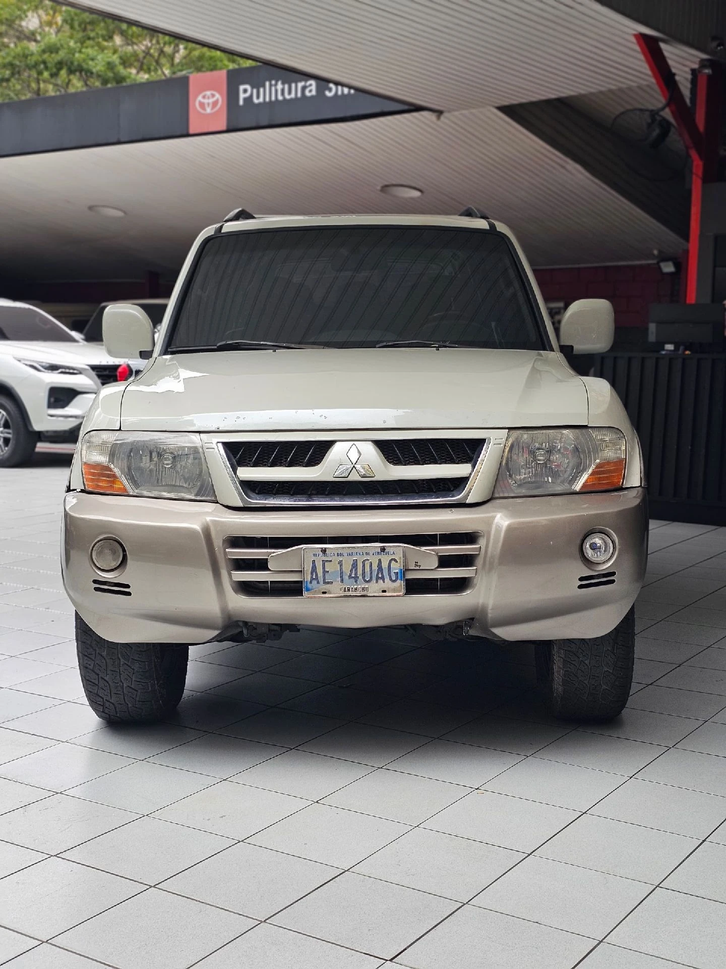 2005 Mitsubishi Montero Limited — foto 10