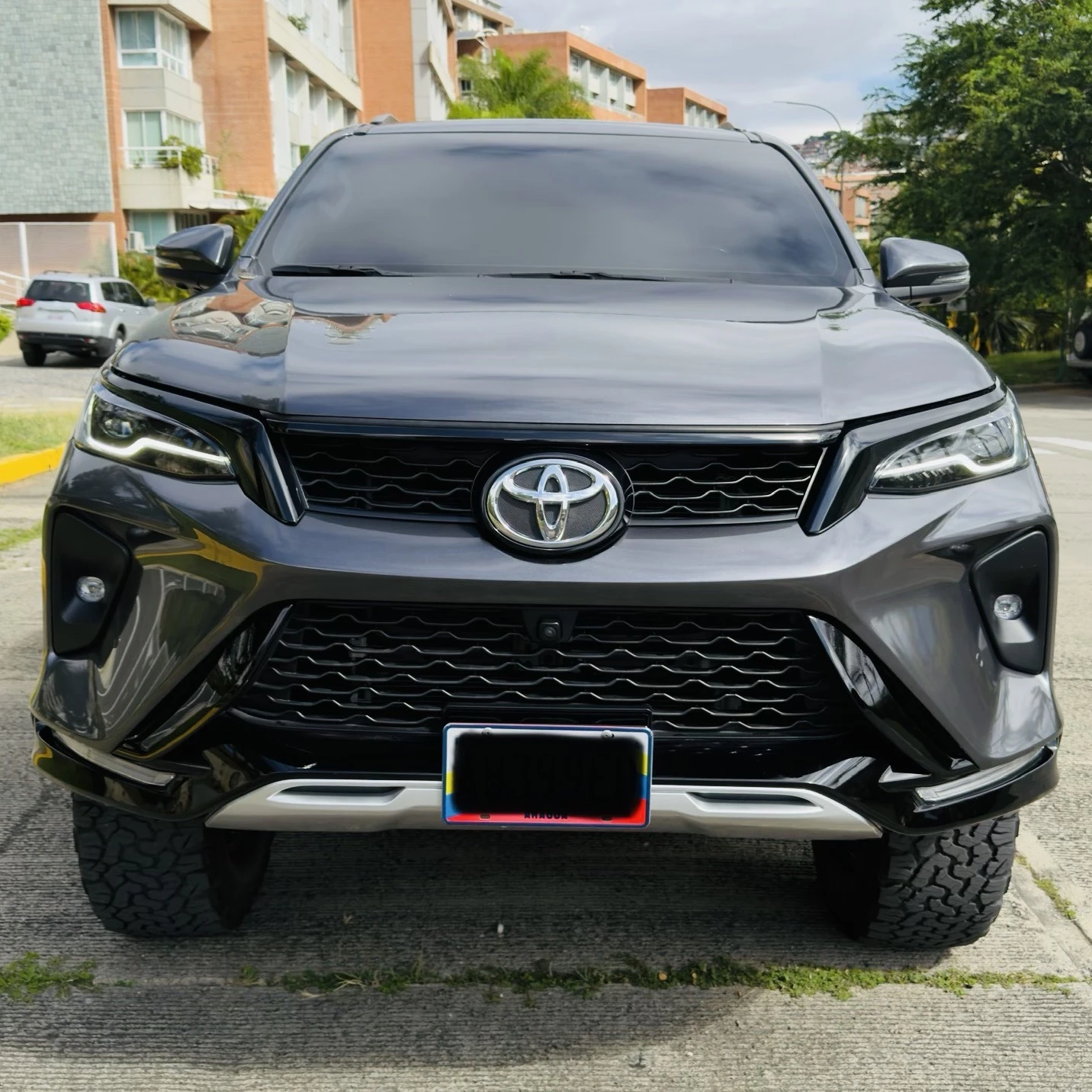 2025 Toyota Fortuner 4.0 SW4 Toyota de Venezuela — foto 3