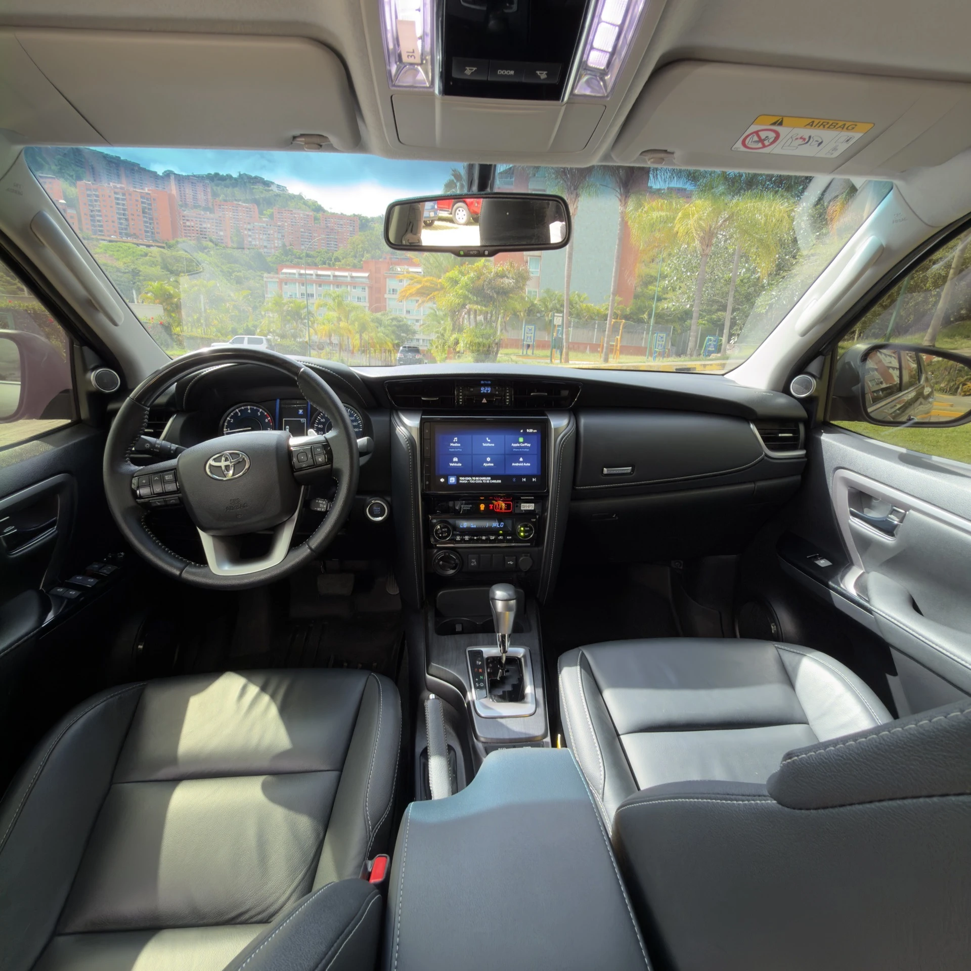 2025 Toyota Fortuner 4.0 SW4 Toyota de Venezuela — foto 10