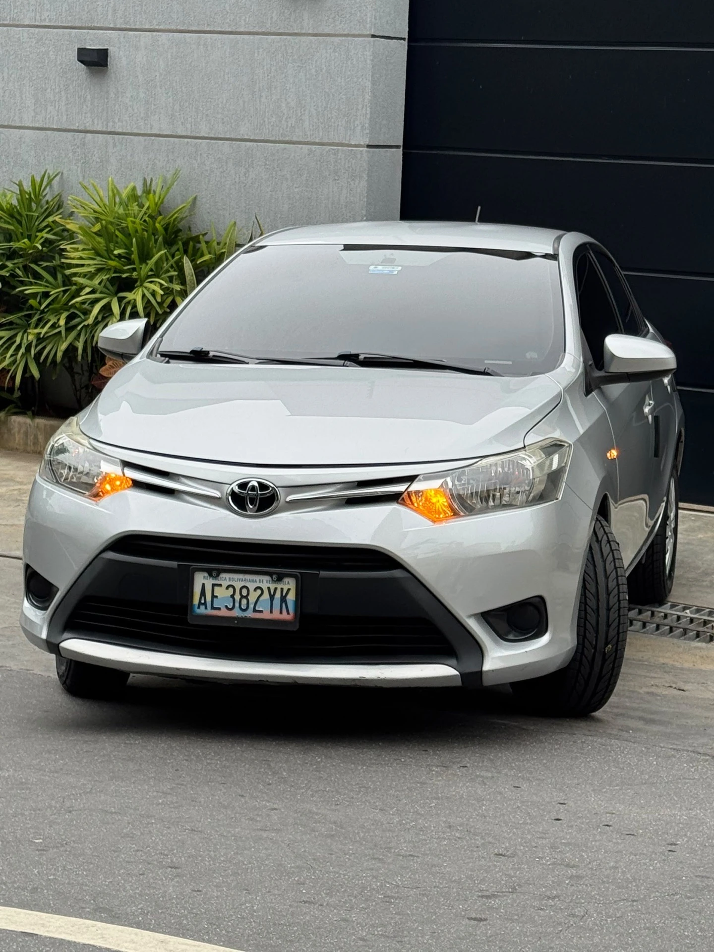 2017 Toyota Yaris — foto 6