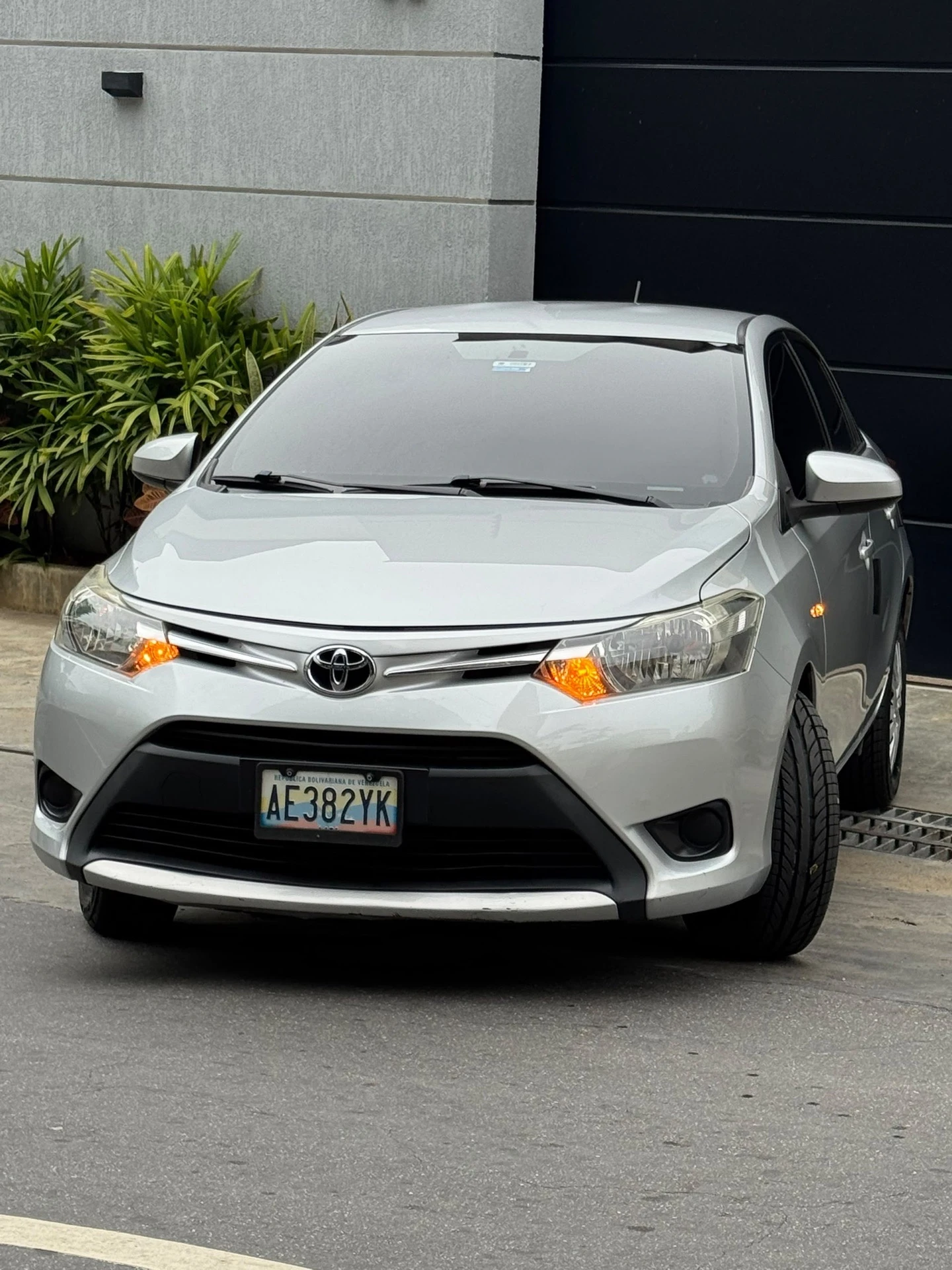 2017 Toyota Yaris — foto 17