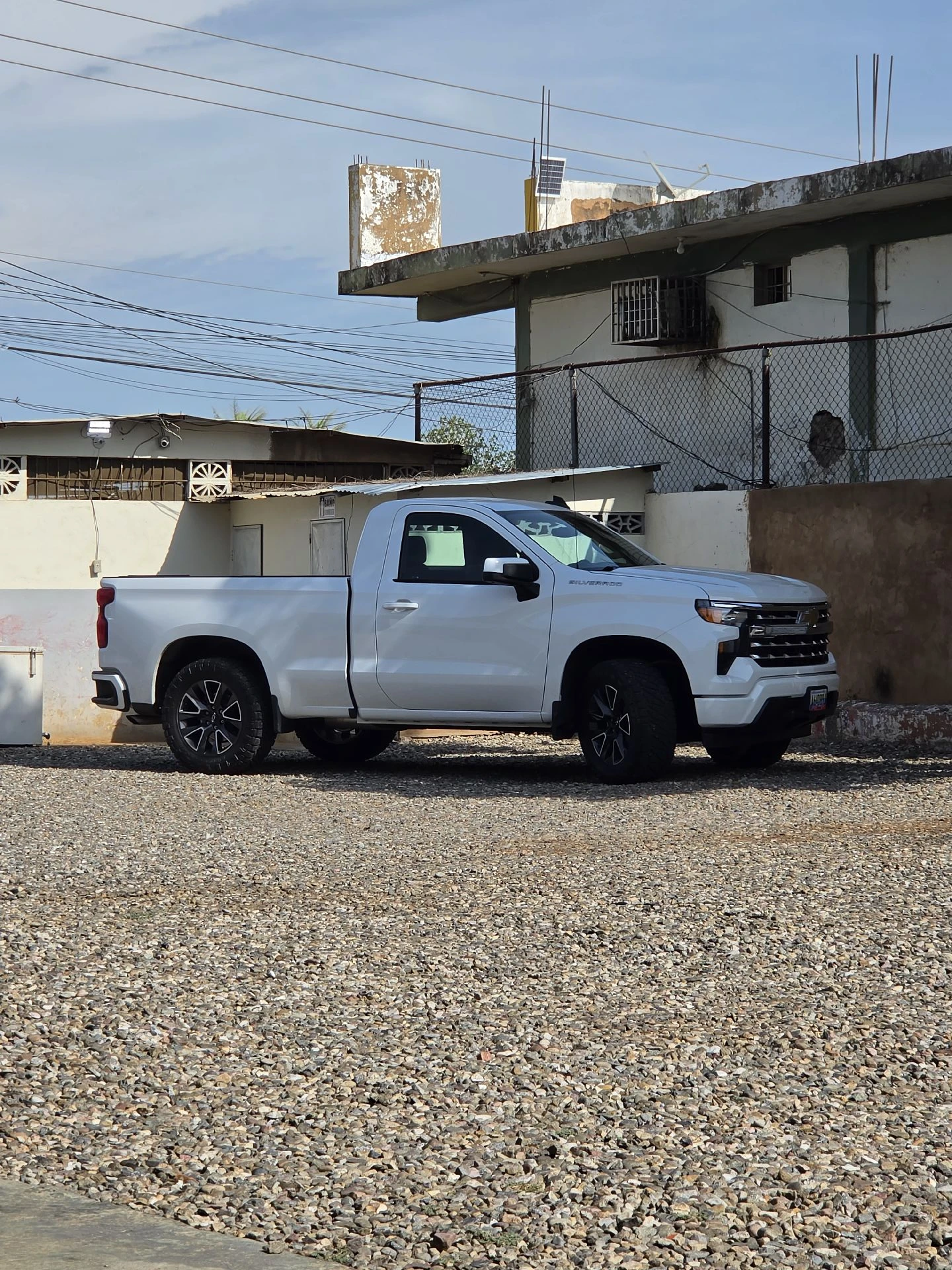 2023 Chevrolet Silverado Pickup — foto 4