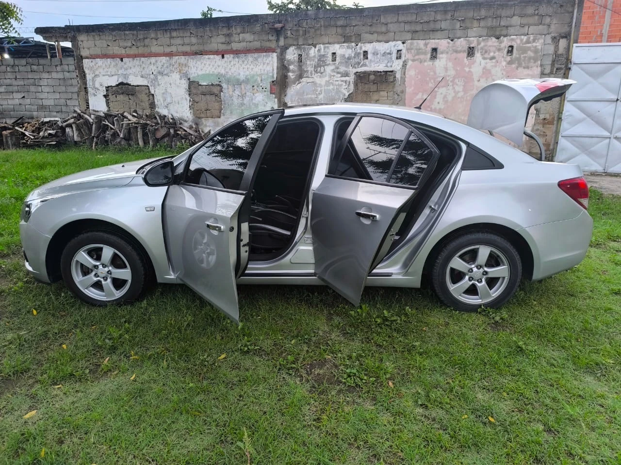 2013 Chevrolet Cruze — foto 61