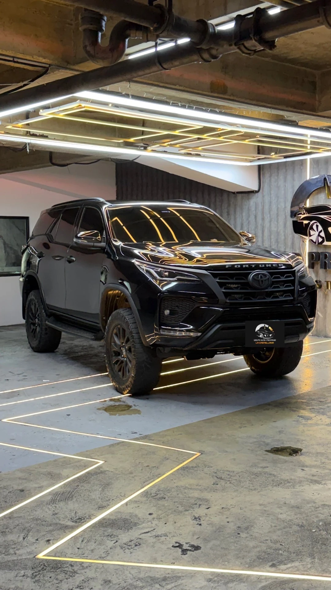 2021 Toyota Fortuner Dubai — foto 2