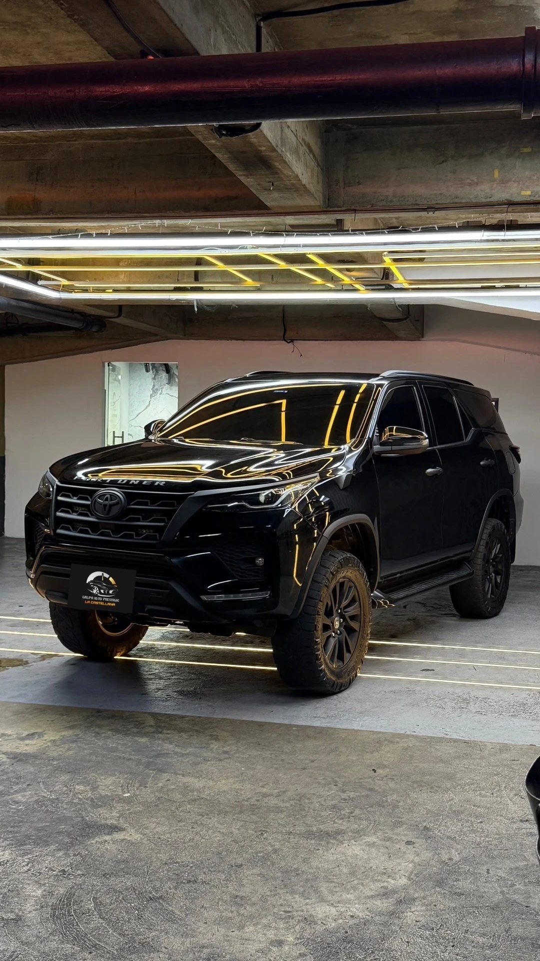 2021 Toyota Fortuner Dubai — foto 3