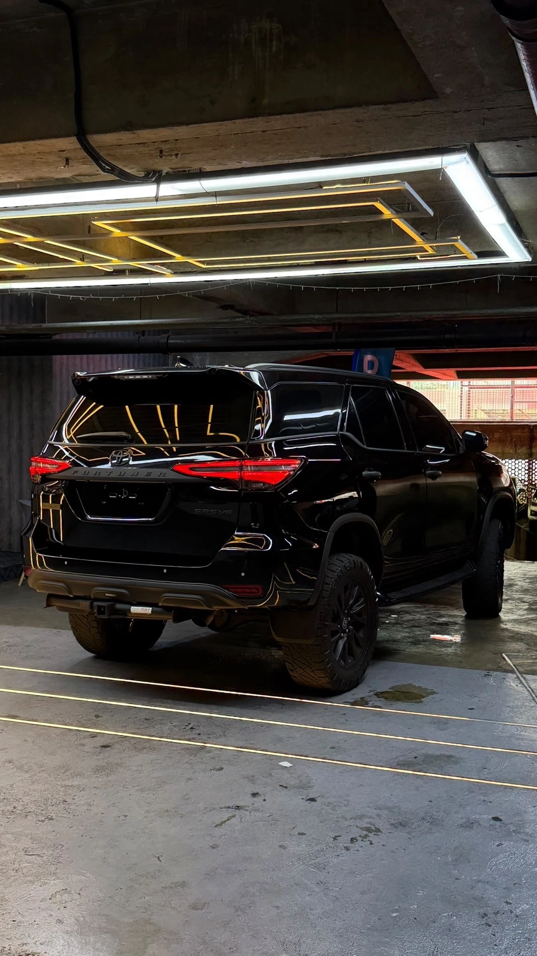 2021 Toyota Fortuner Dubai — foto 7