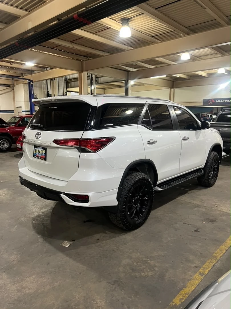 2025 Toyota Fortuner GXR — foto 7