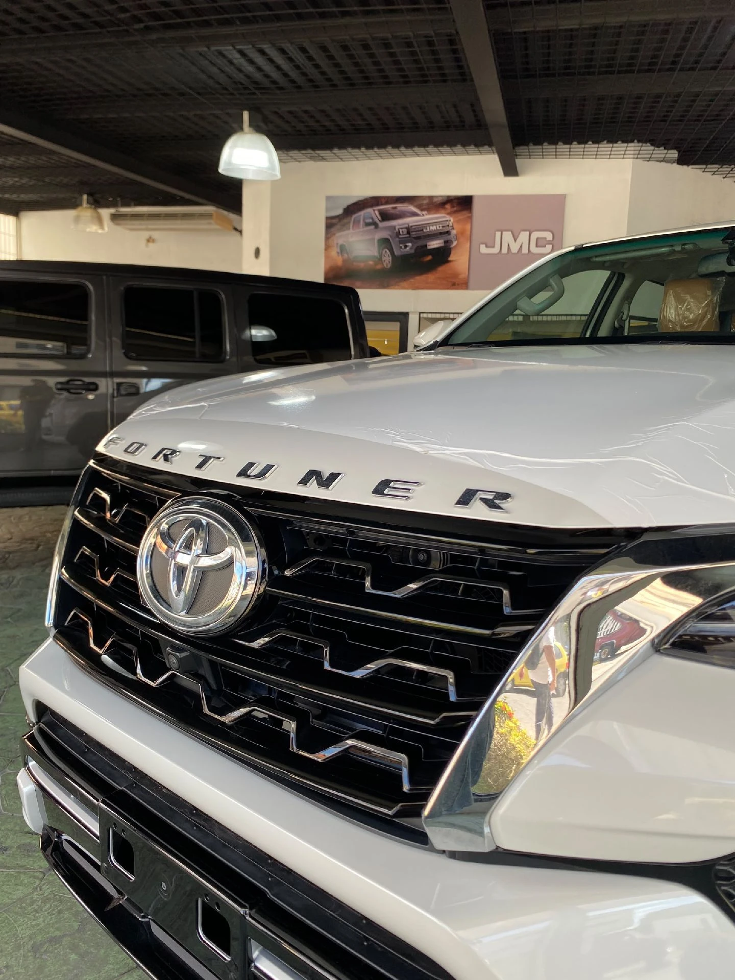 2025 Toyota Fortuner VXR+ — foto 8