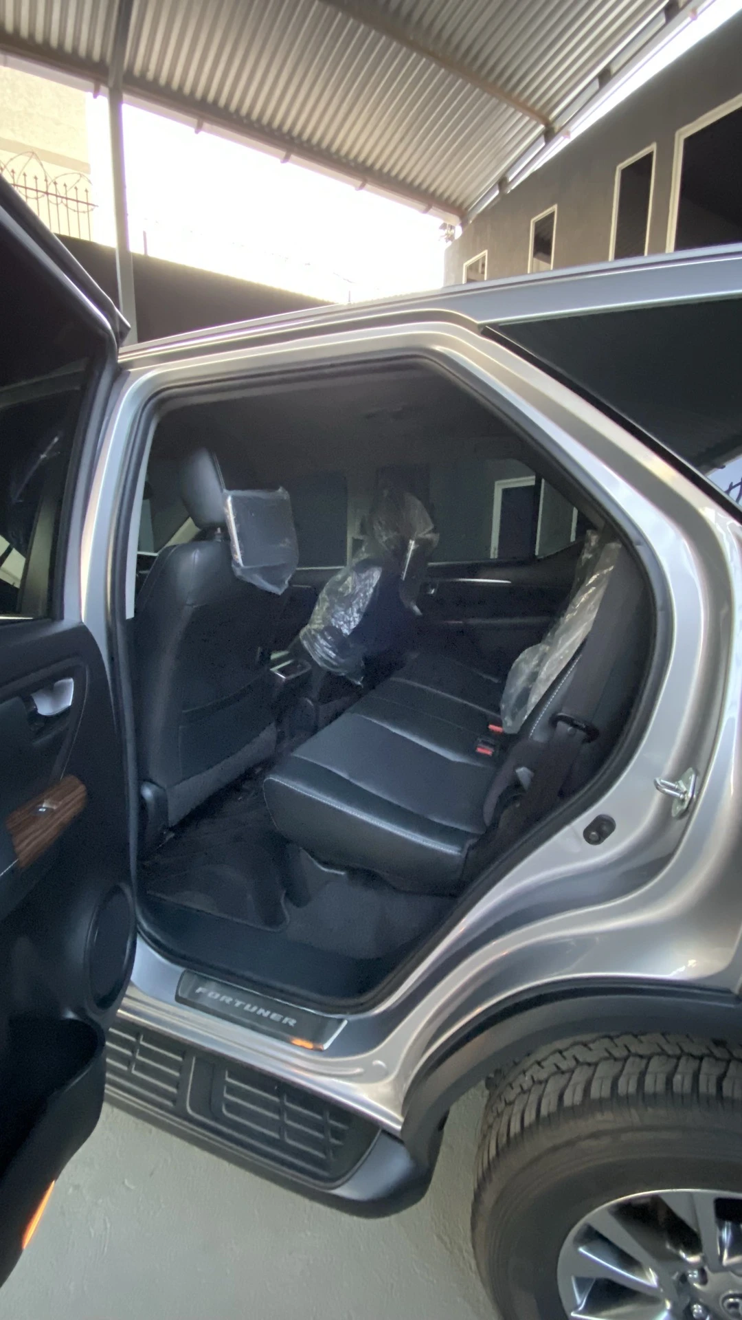2023 Toyota Fortuner DUBAI — foto 10