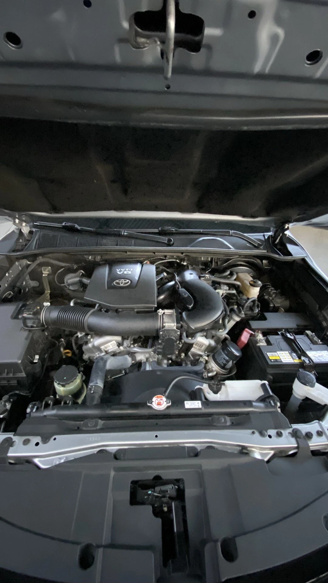 2023 Toyota Fortuner DUBAI — foto 12