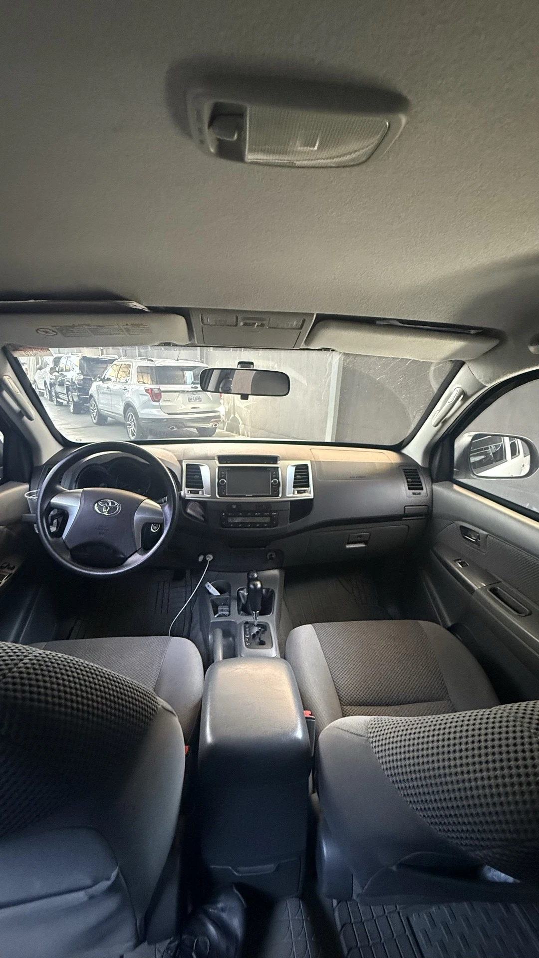 2016 Toyota Hilux Kavak — foto 17