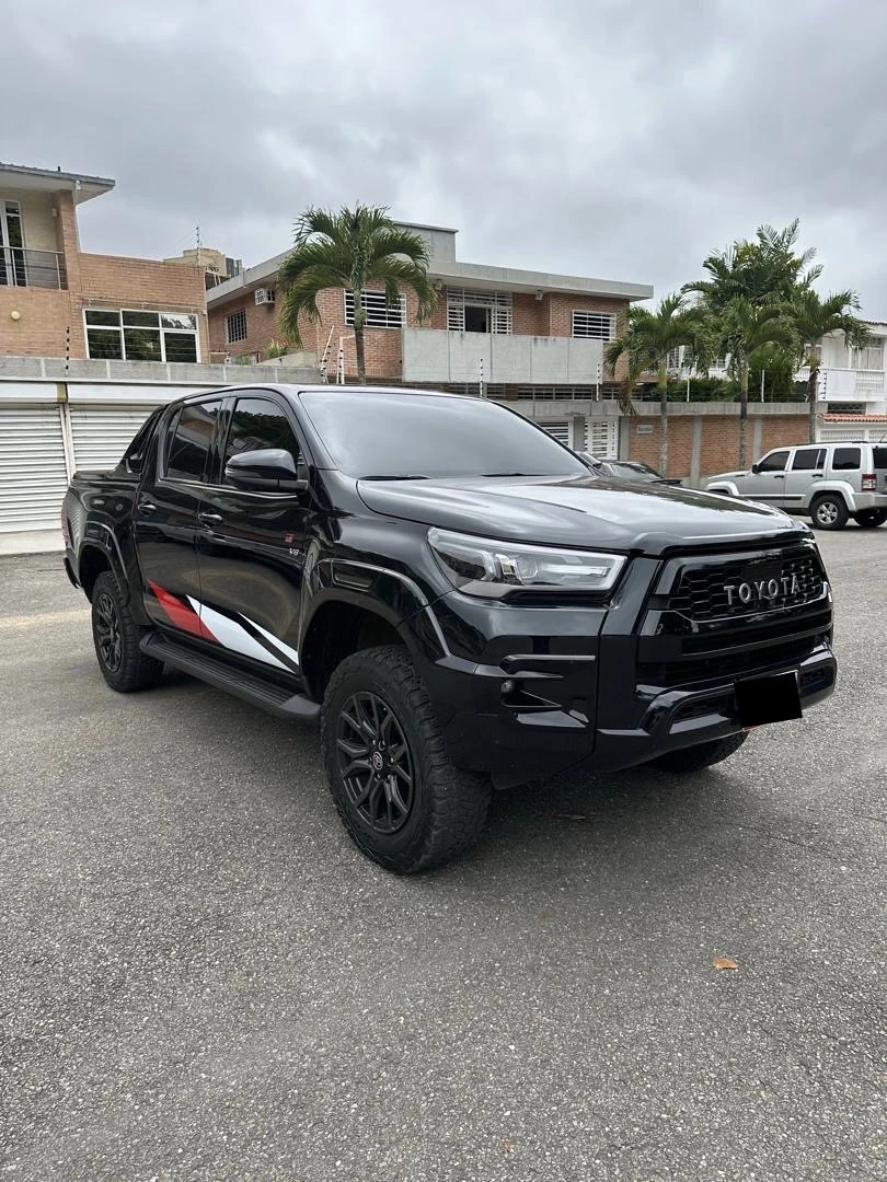 2022 Toyota Hilux Edición GR Dubai — foto 2