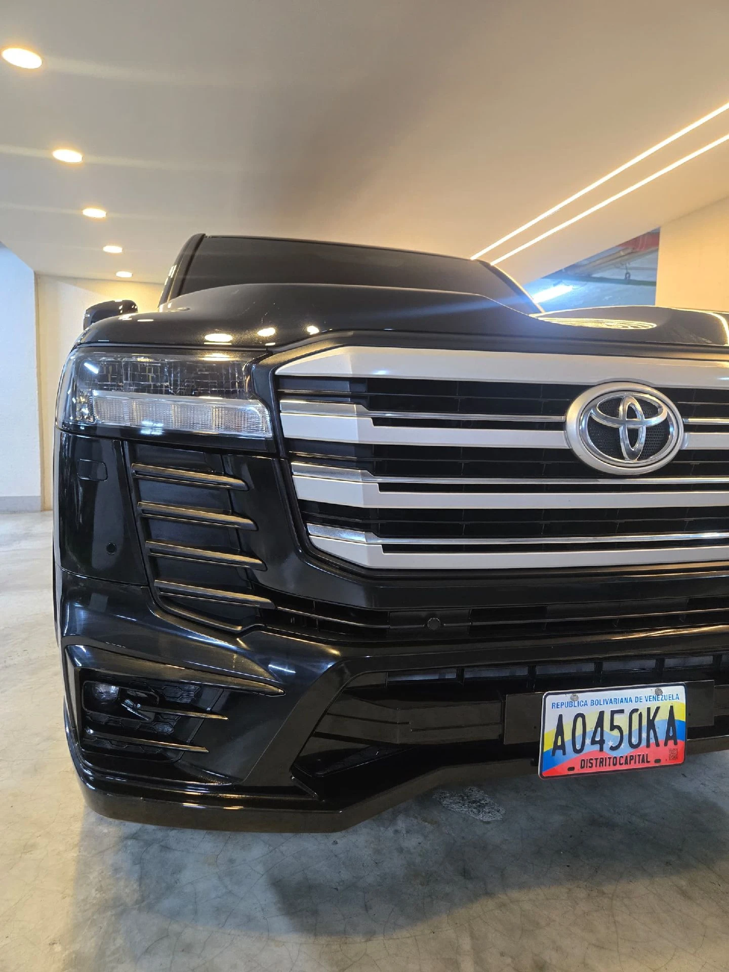 2024 Toyota Land Cruiser LC-300 GX-R — foto 11