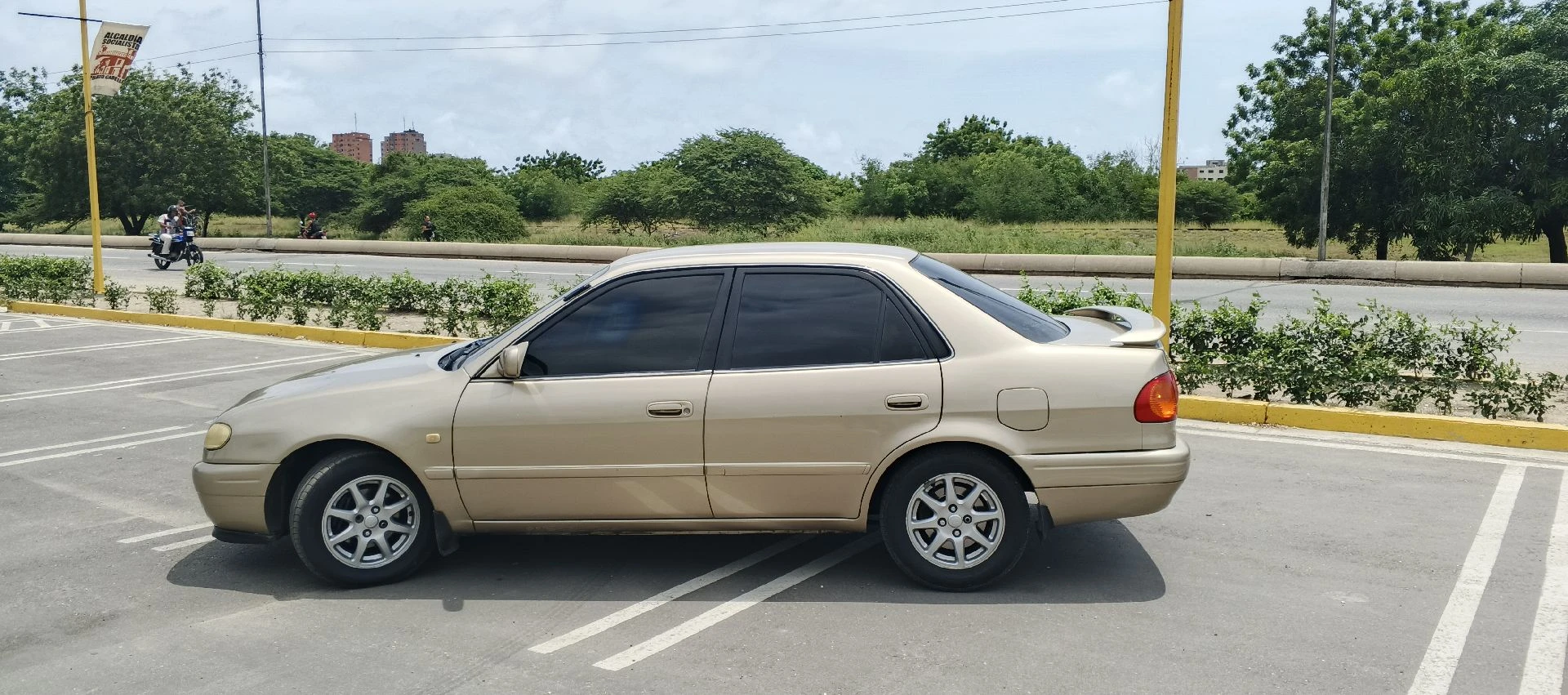 2001 Toyota Corolla GLI 1.8 — foto 14