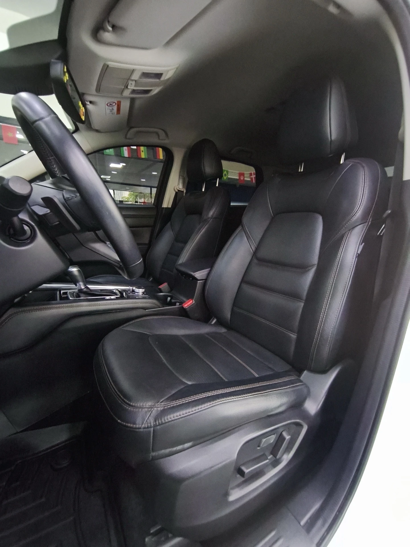 2024 Mazda CX-5 LIMITED 2WD — foto 6