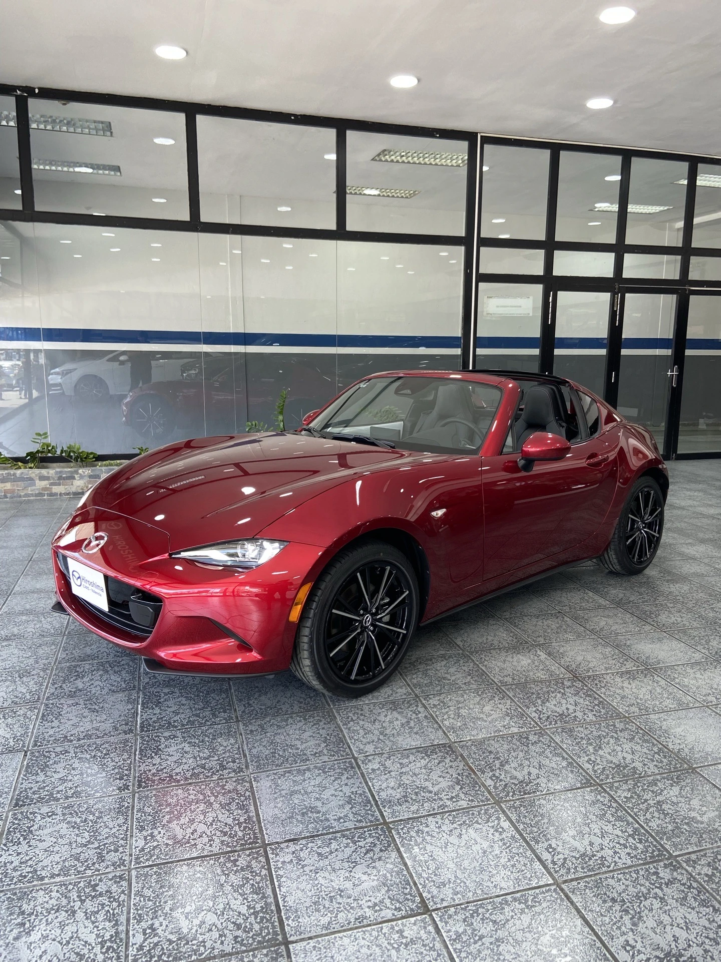 2026 Mazda MX-5 RF GRAND TOURING — foto 2