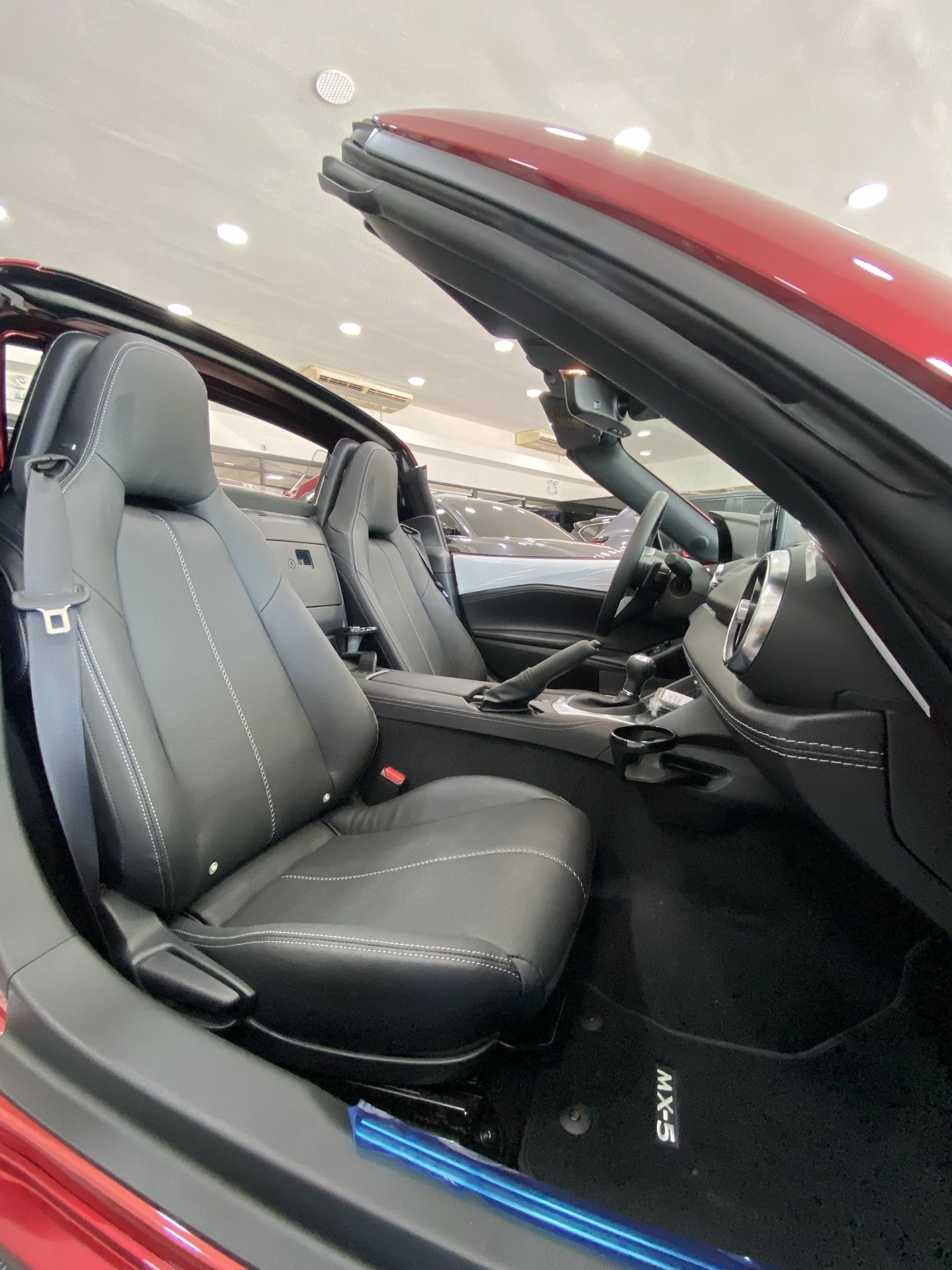 2026 Mazda MX-5 RF GRAND TOURING — foto 7