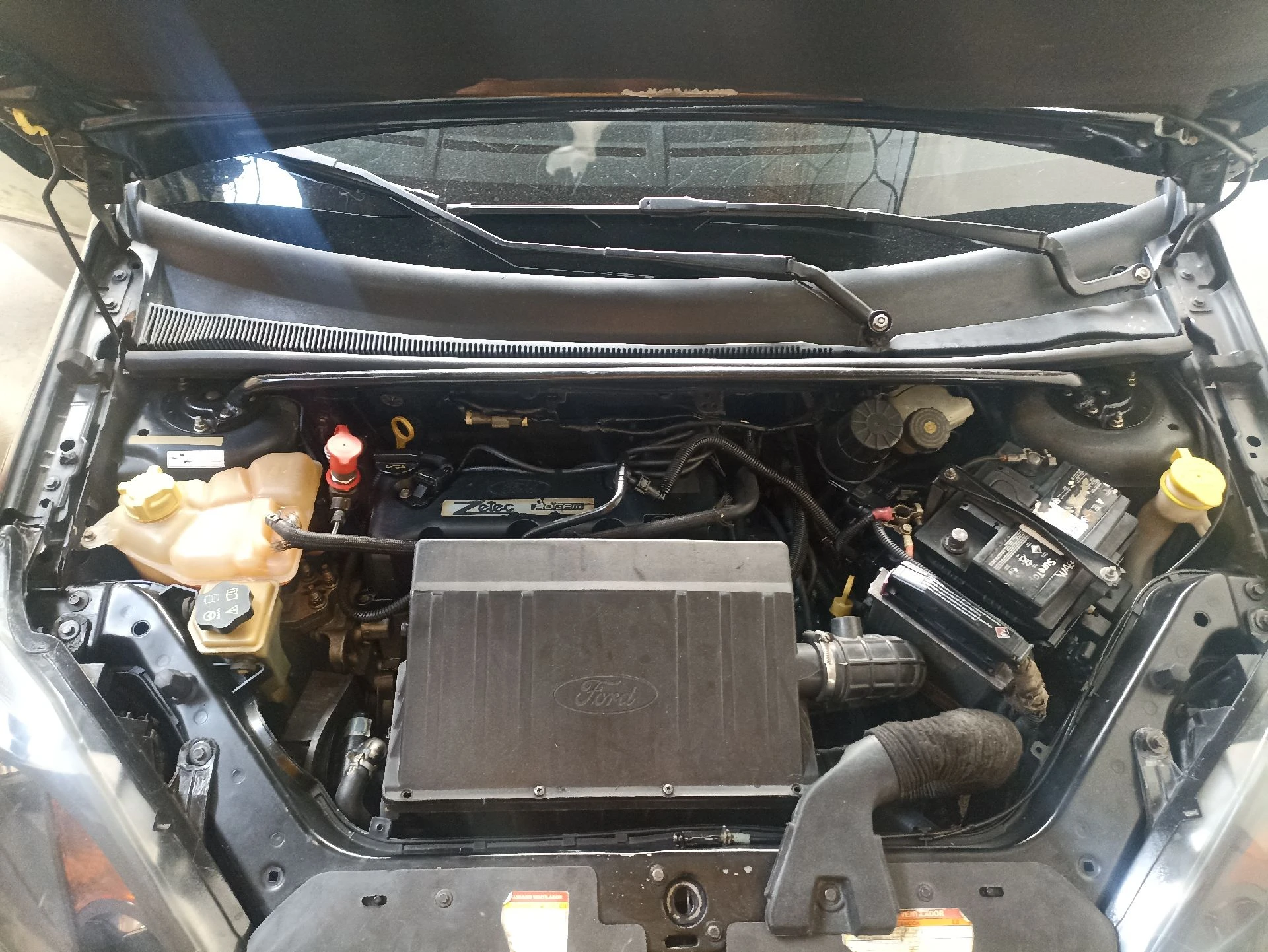 2012 Ford Fiesta Sedán — foto 12