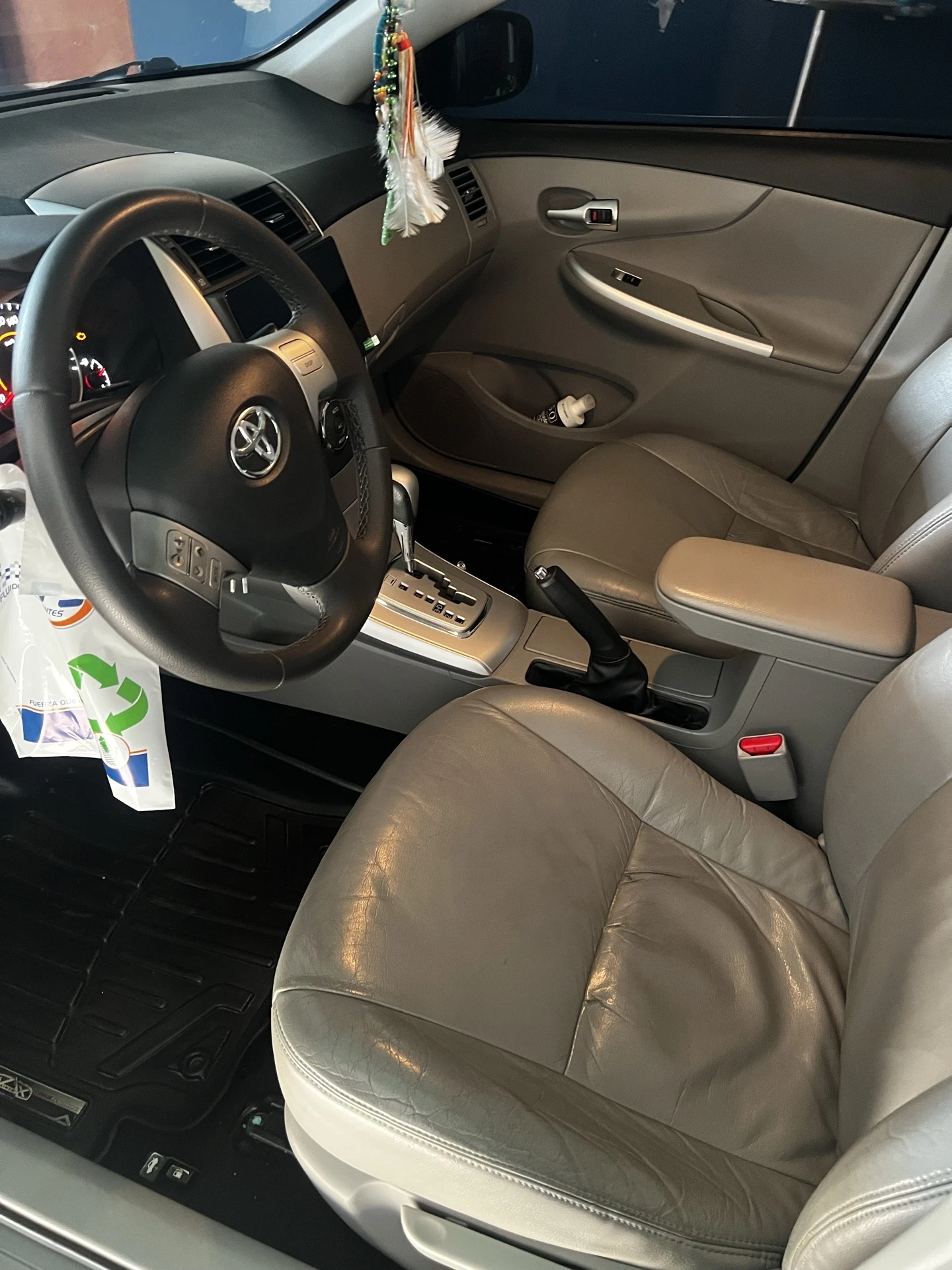 2011 Toyota Corolla — foto 5