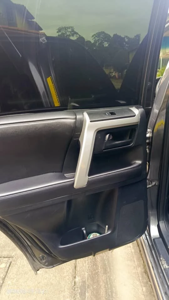 2012 Toyota 4Runner Limited — foto 4