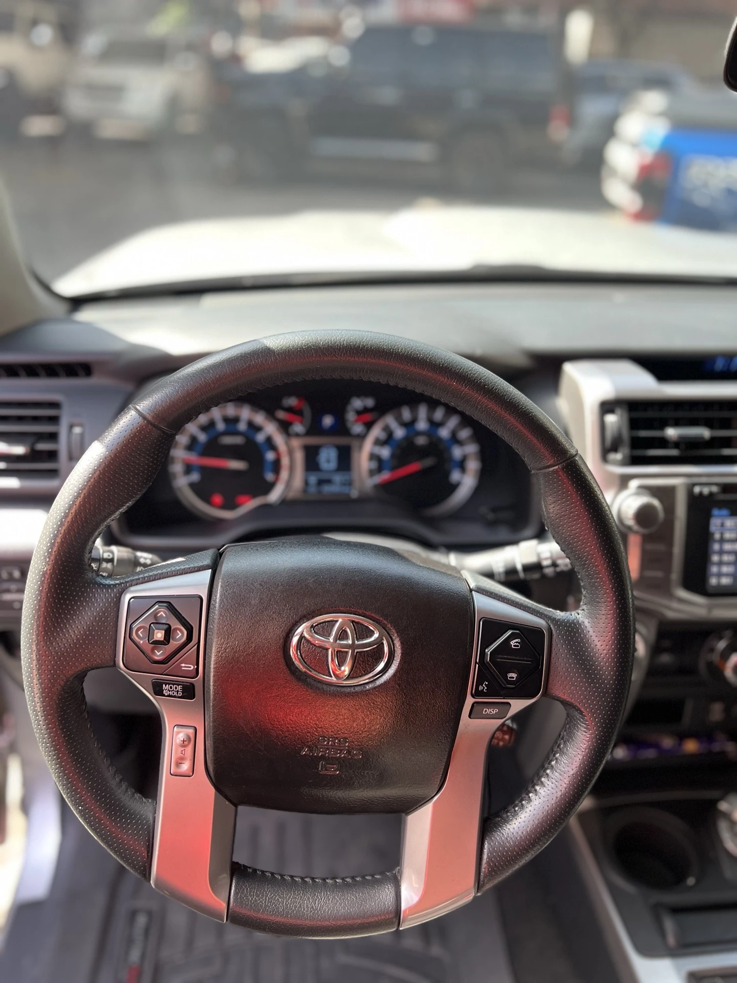 2018 Toyota 4Runner Sr5 — foto 6