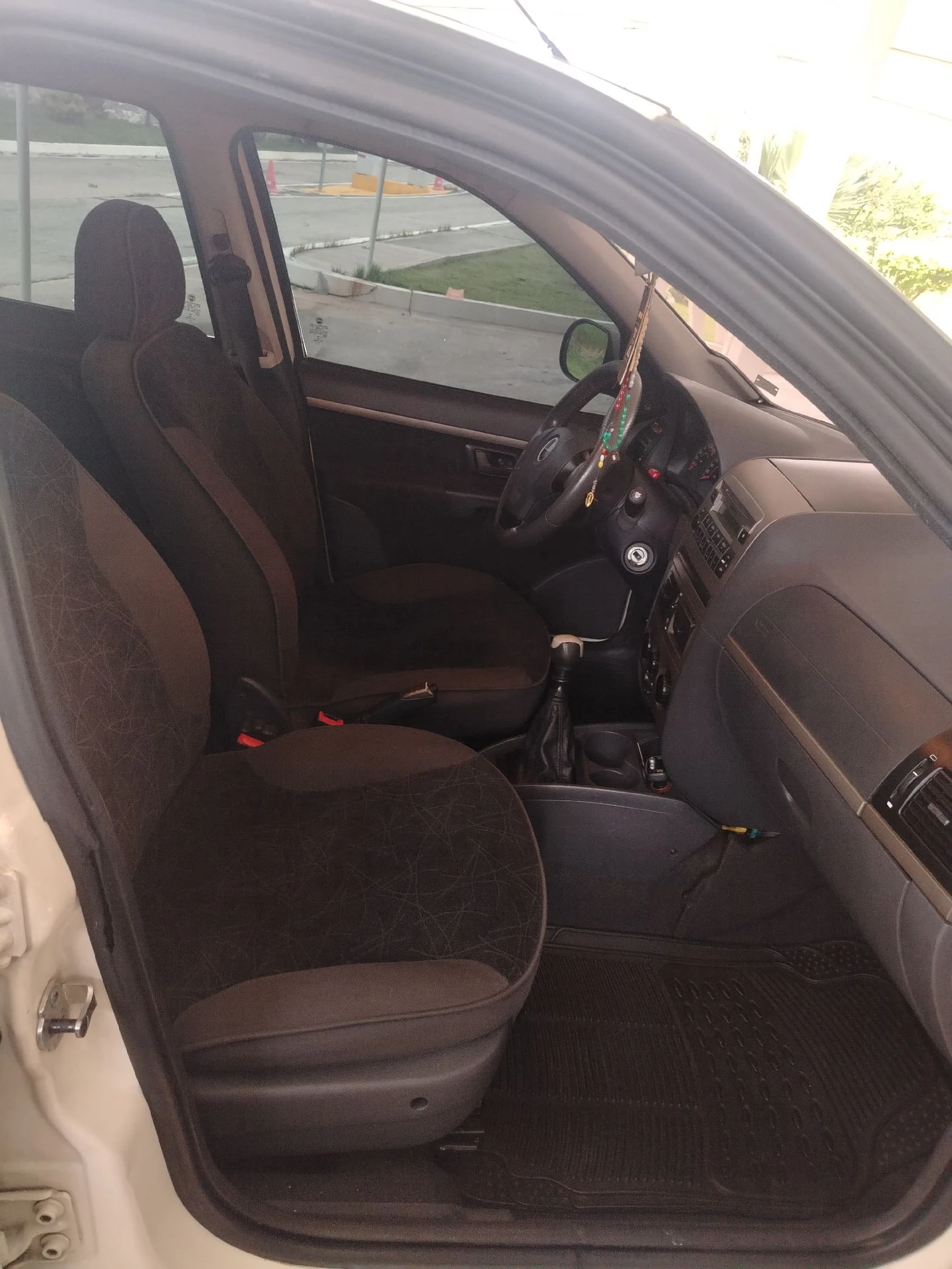 2013 Dodge Forza Lx — foto 14