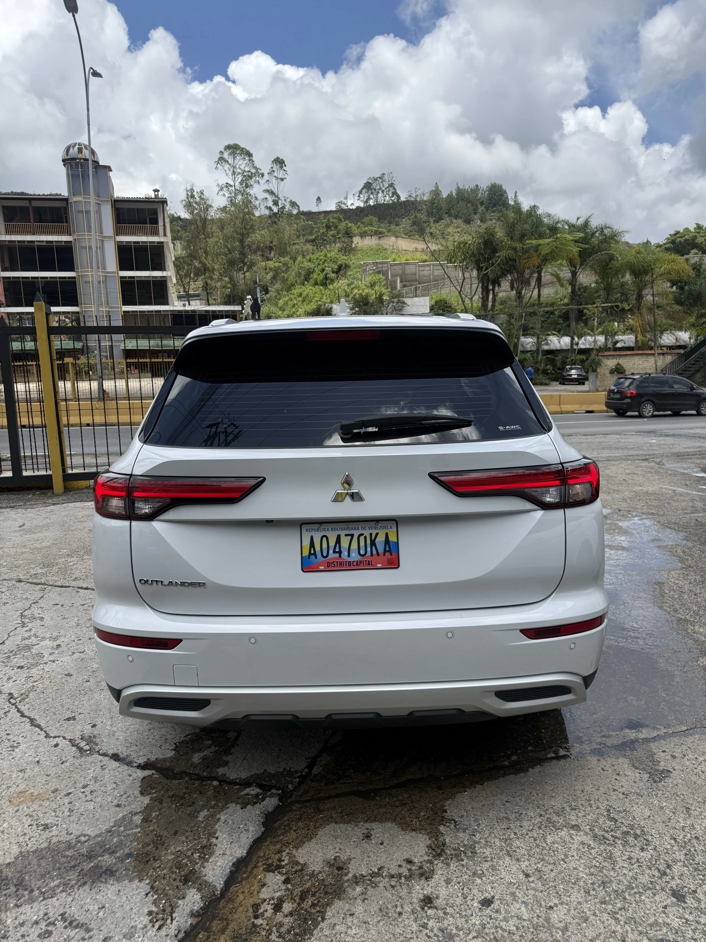 2025 Mitsubishi Outlander Premin — foto 5