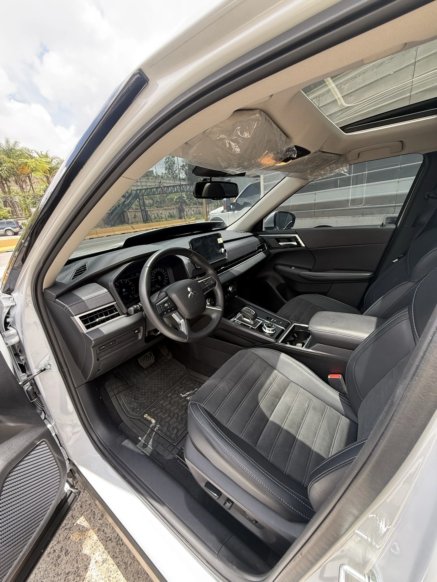 2025 Mitsubishi Outlander Premin — foto 8
