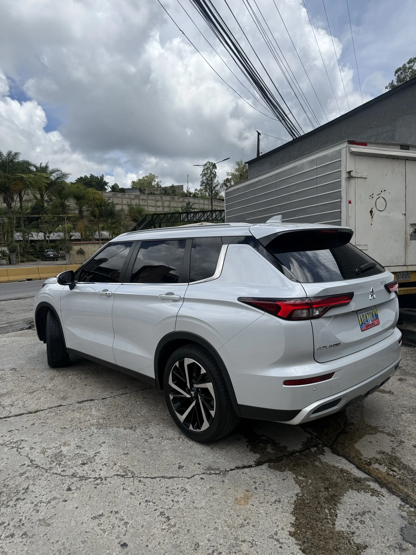 2025 Mitsubishi Outlander Premin — foto 7