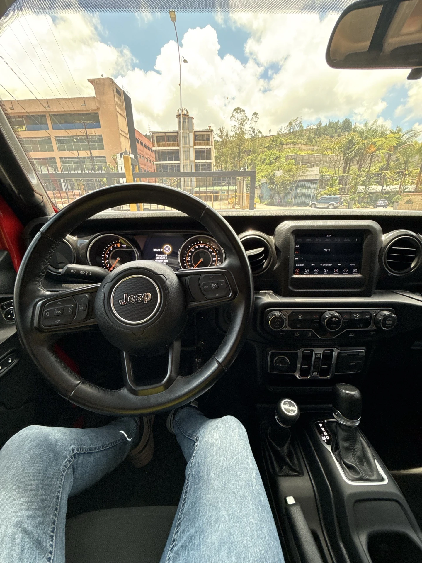 2022 Jeep Gladiator Premin — foto 9