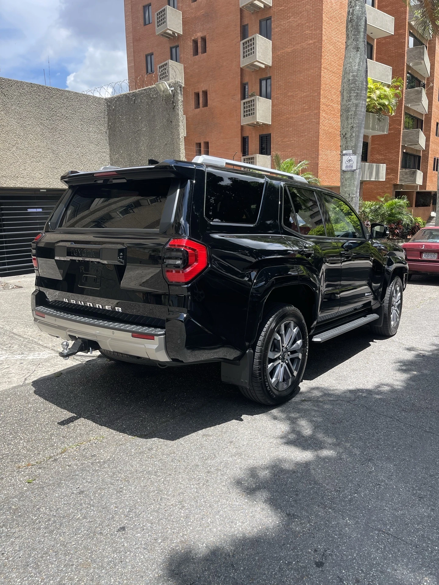 2026 Toyota 4Runner Limited — foto 11