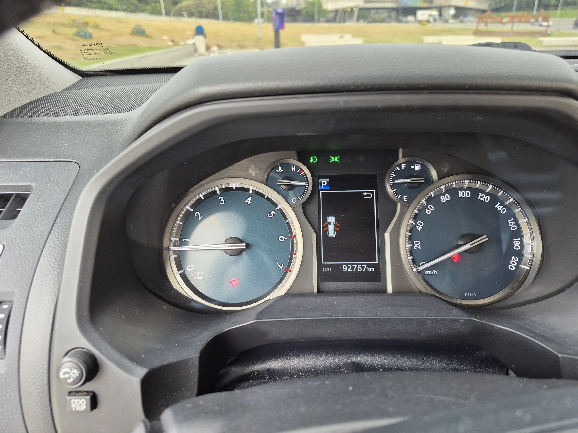 2020 Toyota Land Cruiser VX — foto 8