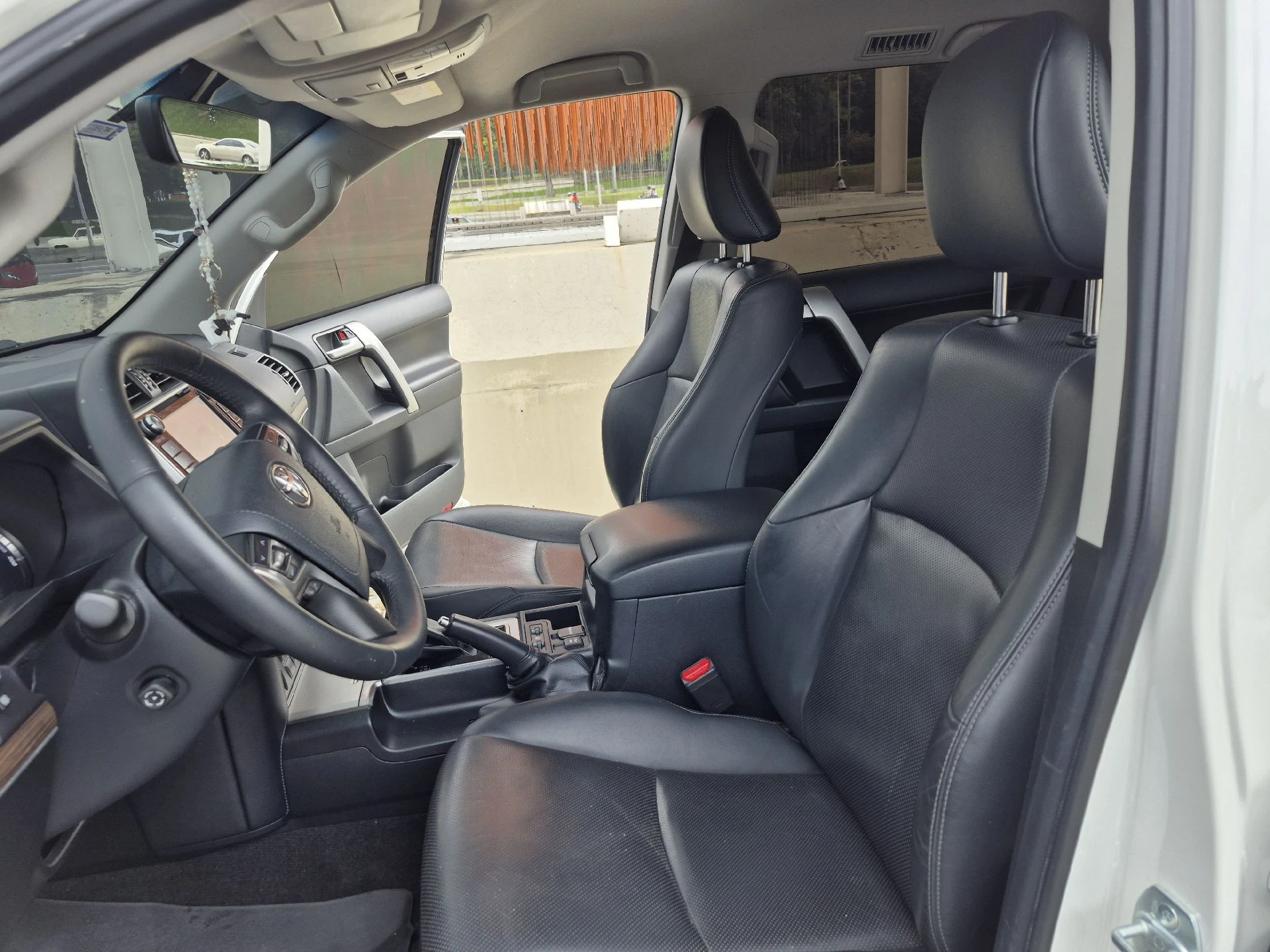 2020 Toyota Land Cruiser VX — foto 9