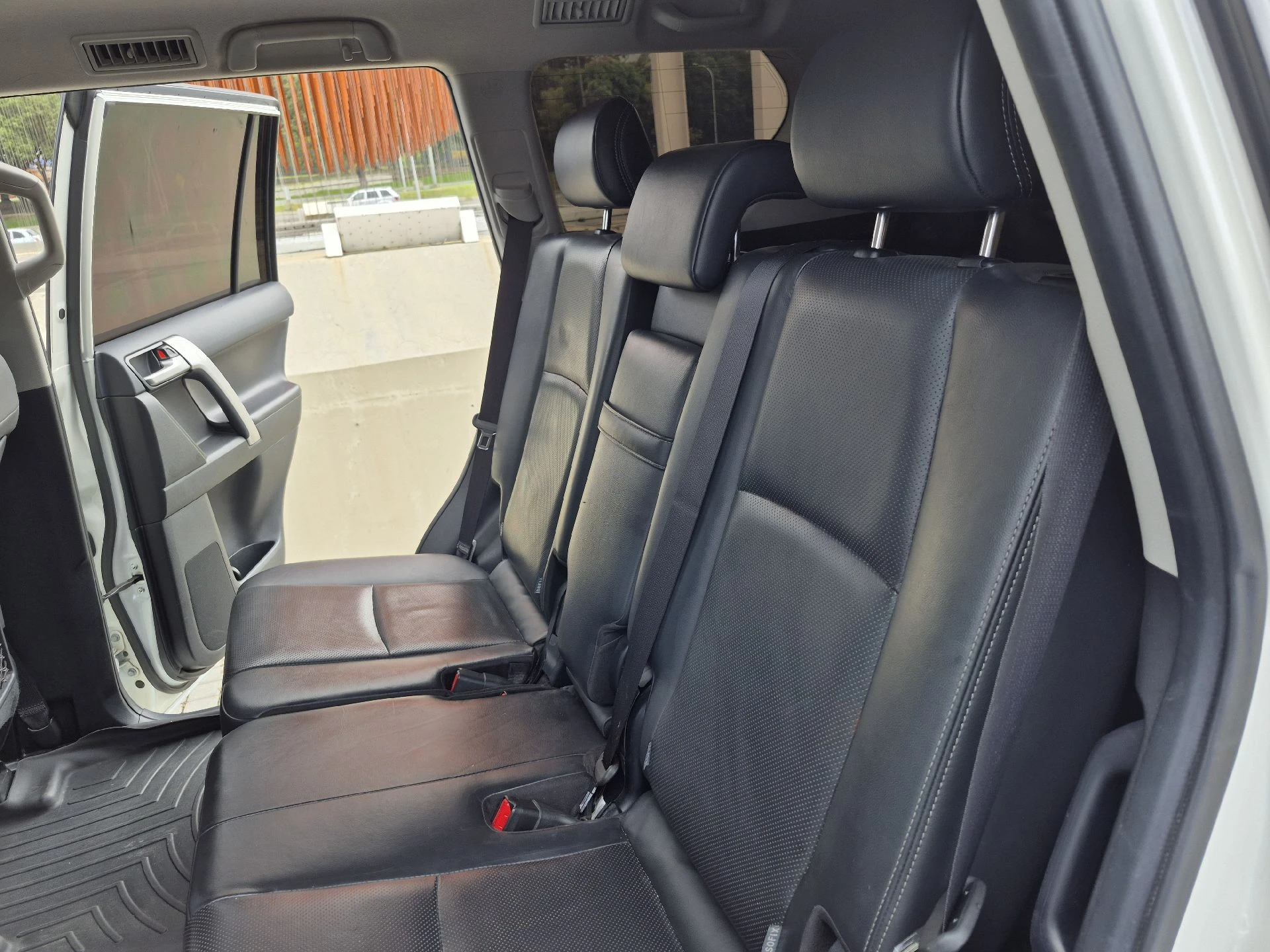 2020 Toyota Land Cruiser VX — foto 16