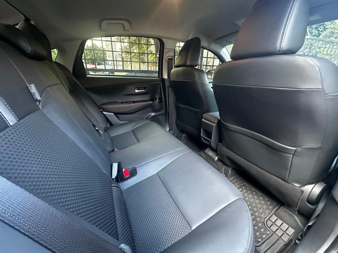 2024 Toyota Yaris Sedán G — foto 5