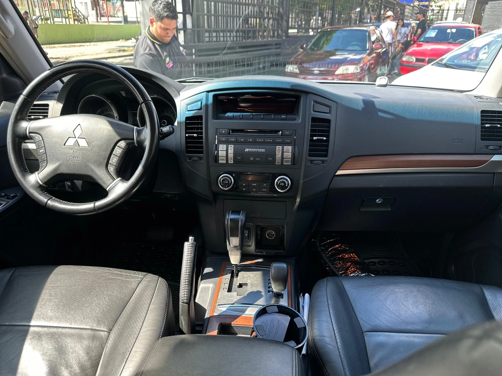 2008 Mitsubishi Montero Sport GLS — foto 3