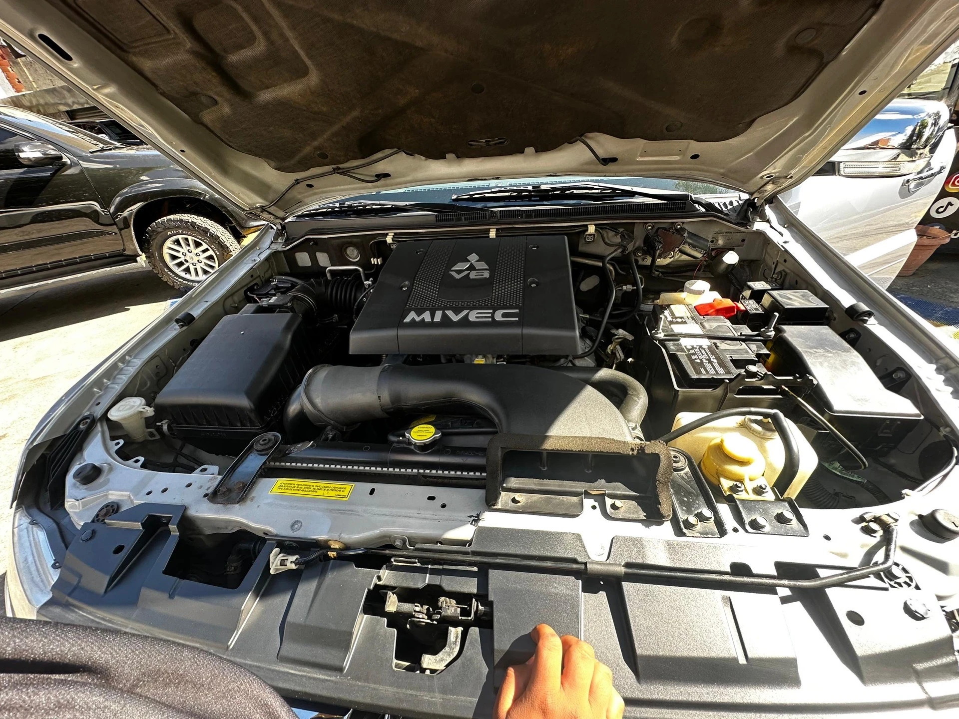 2008 Mitsubishi Montero Sport GLS — foto 9