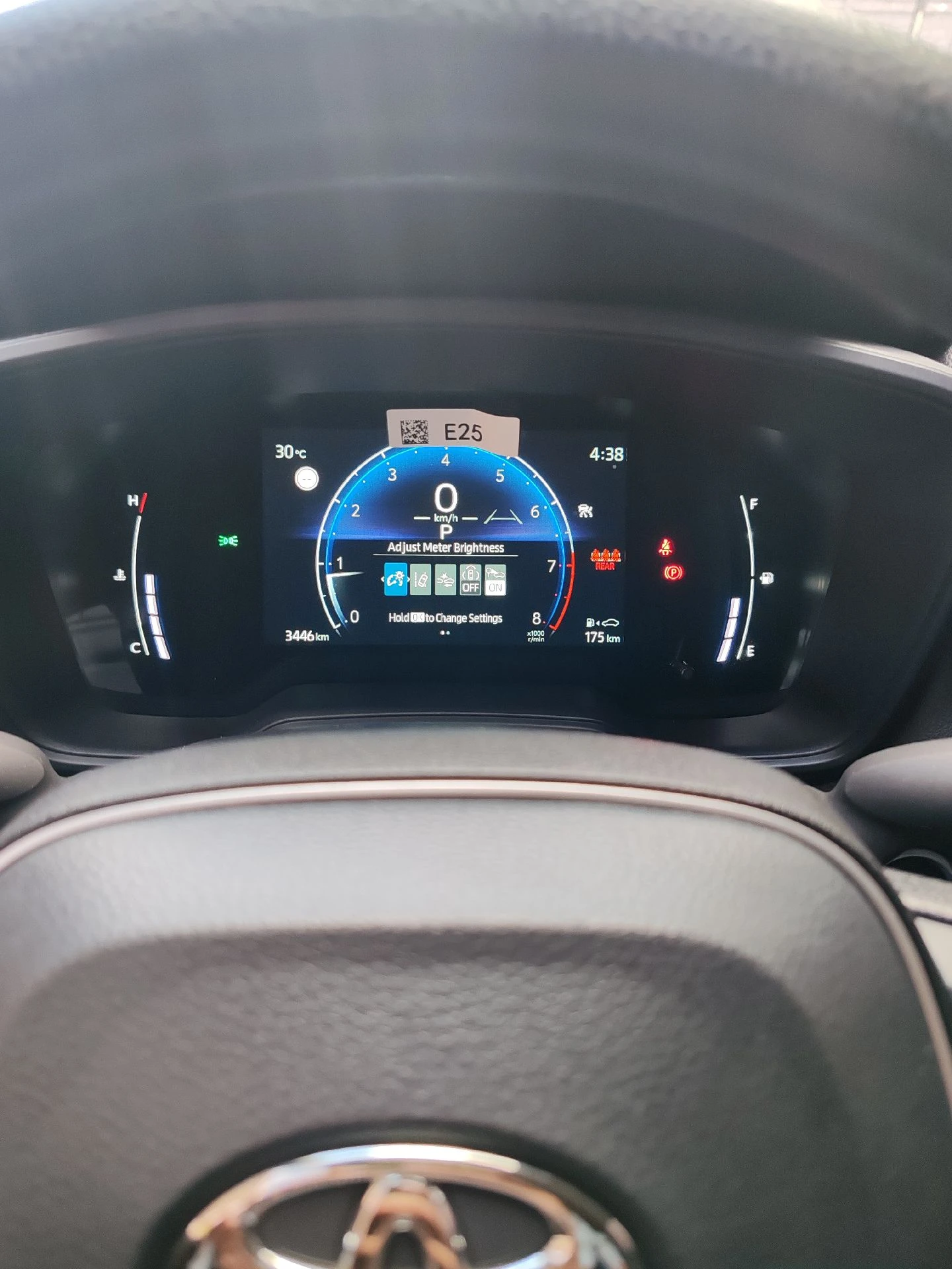 2025 Toyota Corolla Cross Luxury — foto 9